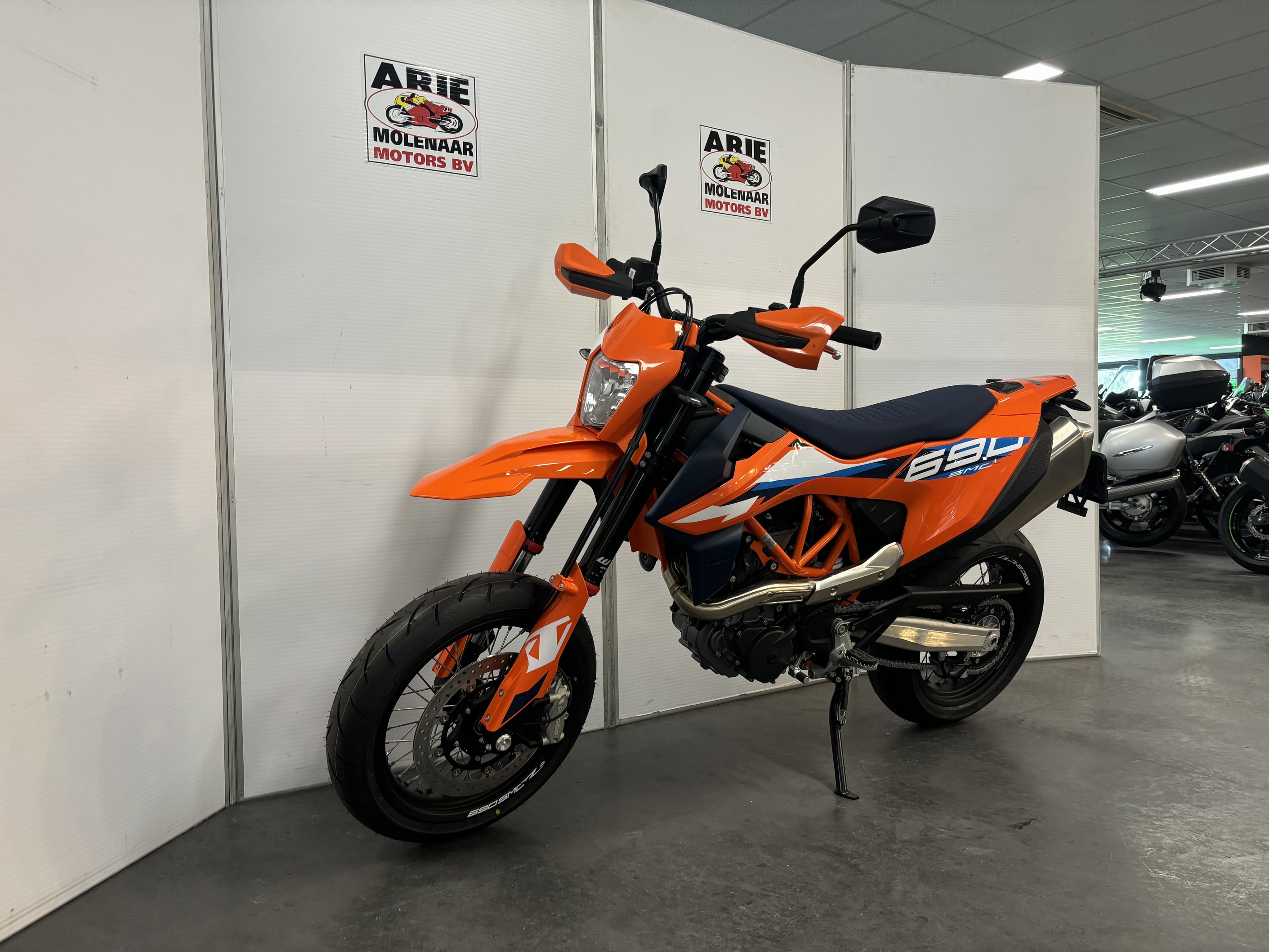 KTM - 690 SMC R