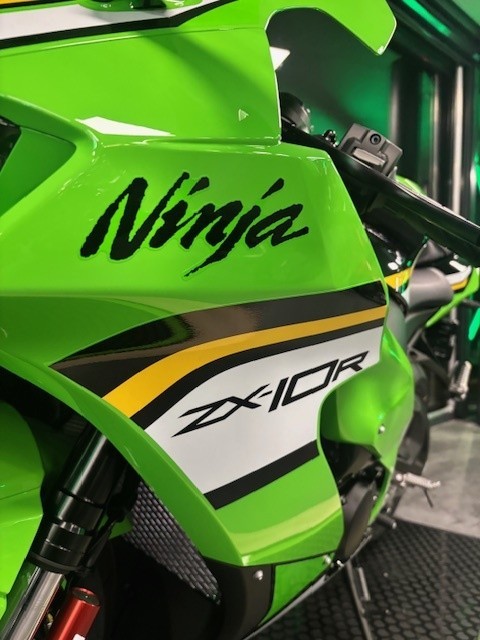 KAWASAKI - Ninja ZX-10R