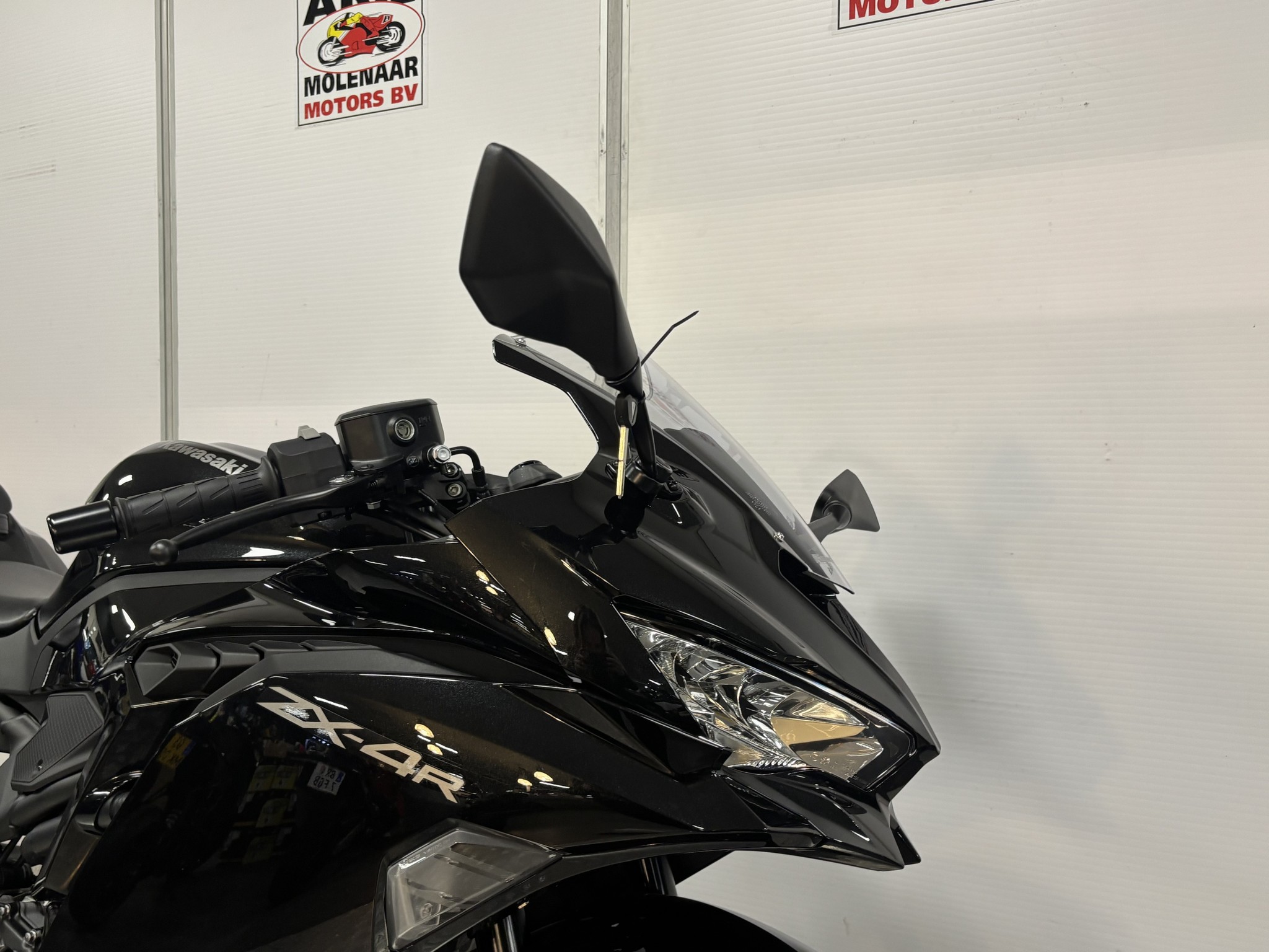 KAWASAKI ZX-4R