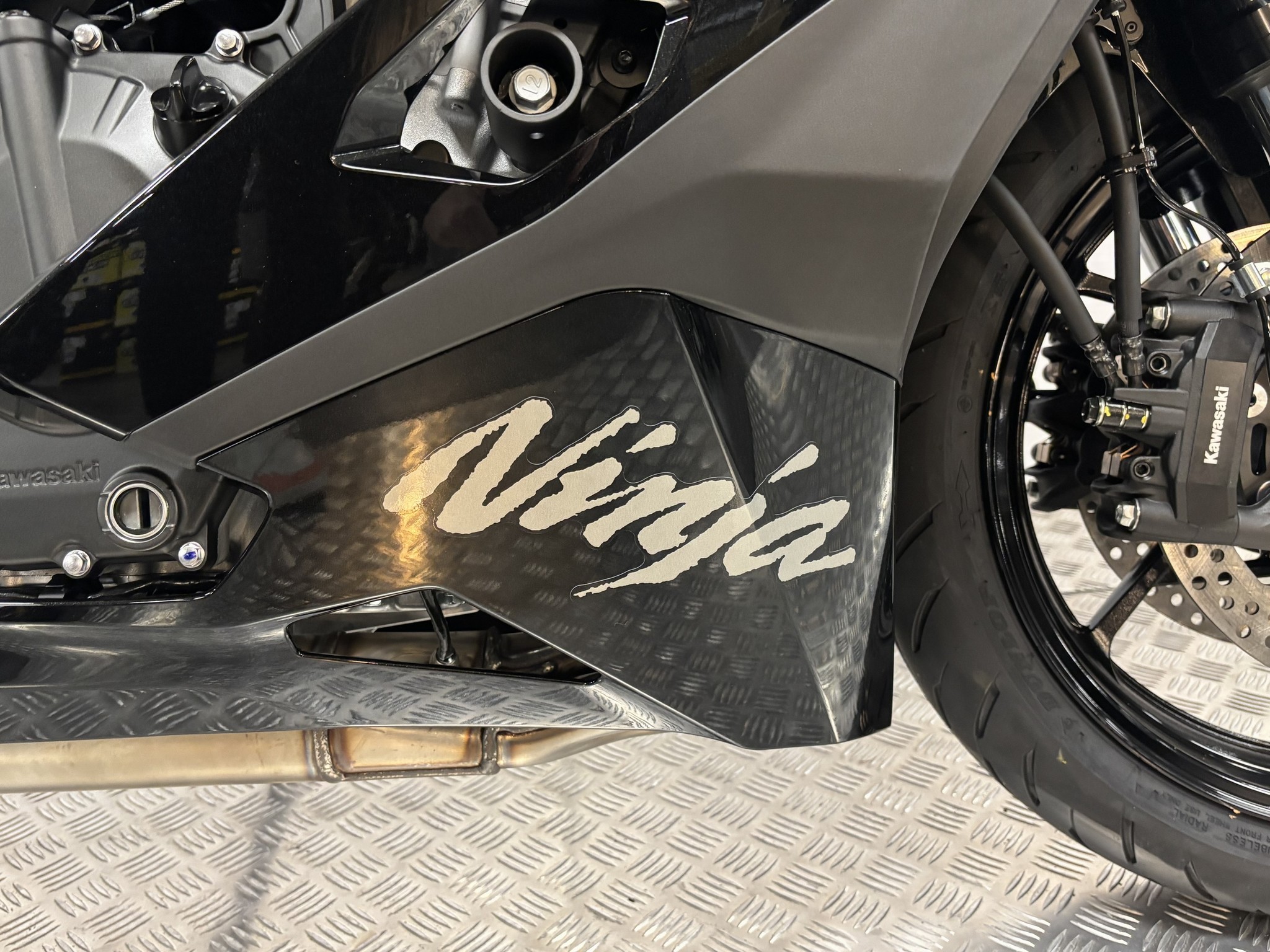 KAWASAKI ZX-4R