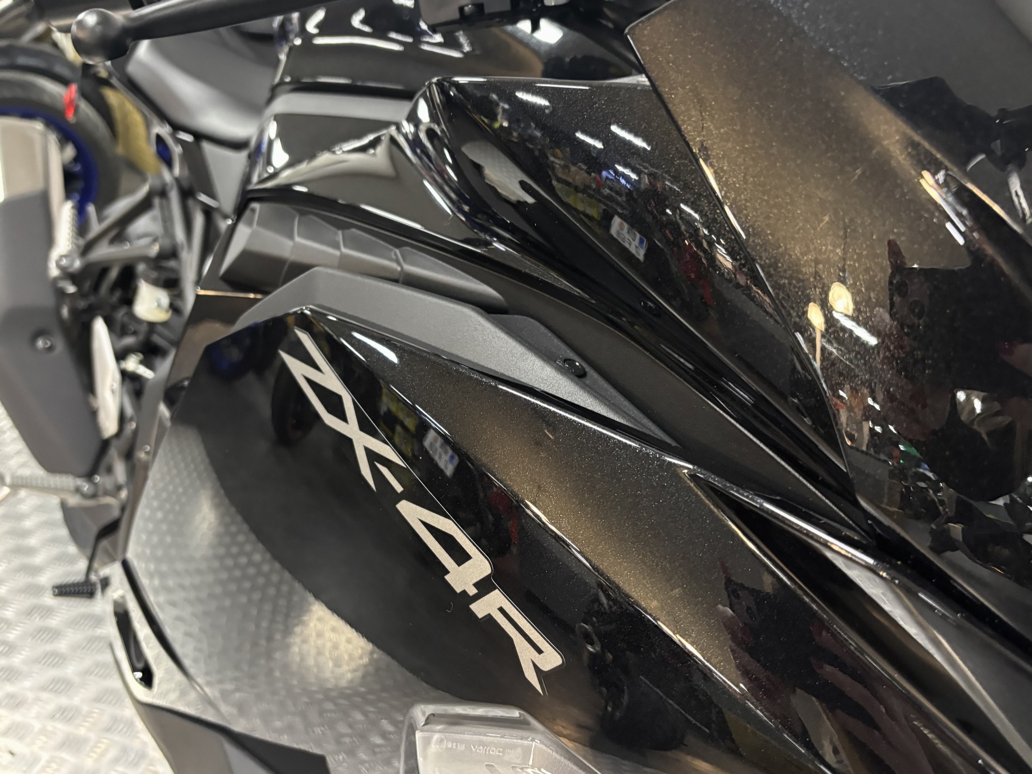 KAWASAKI ZX-4R