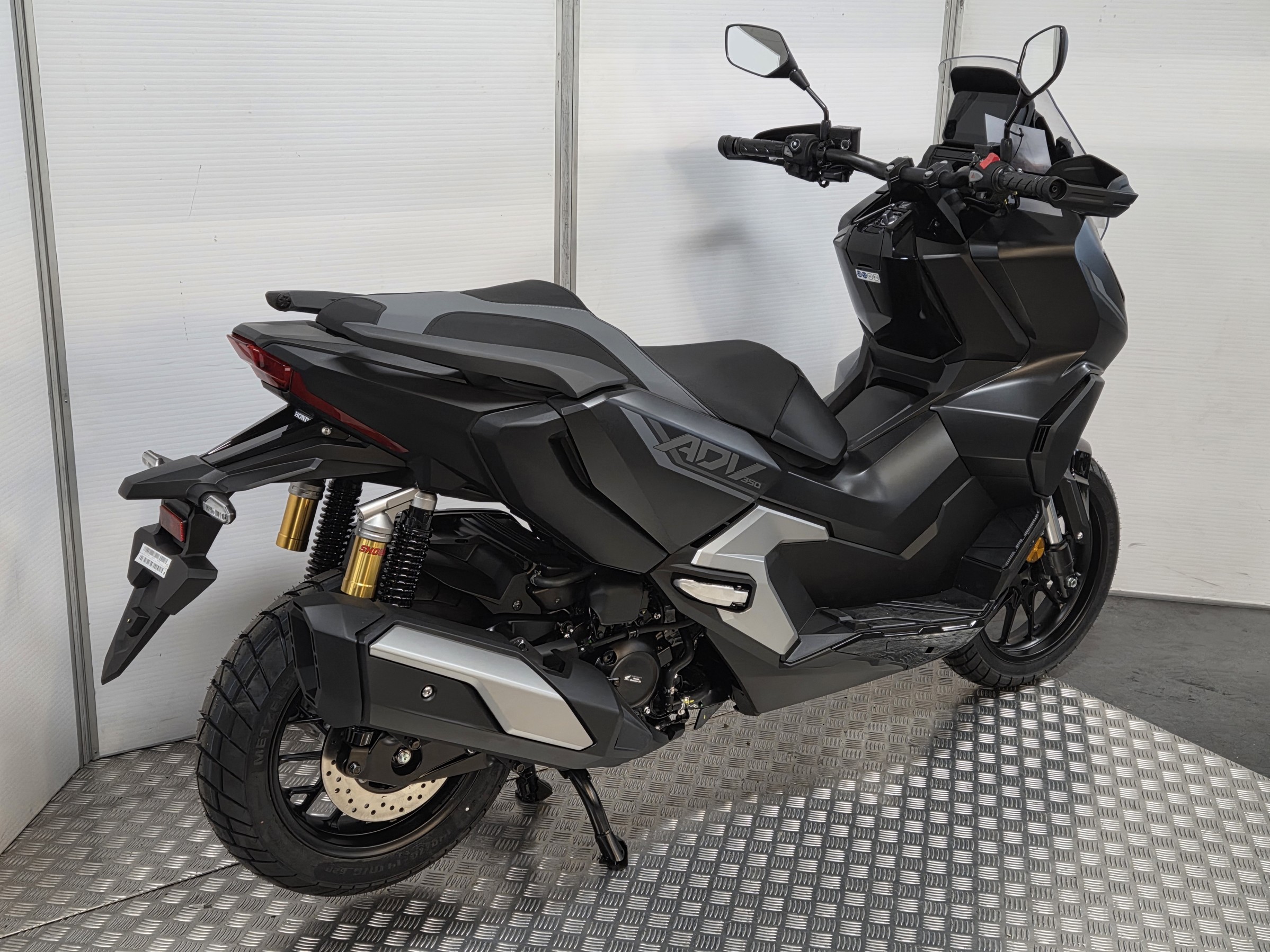 HONDA - ADV 350