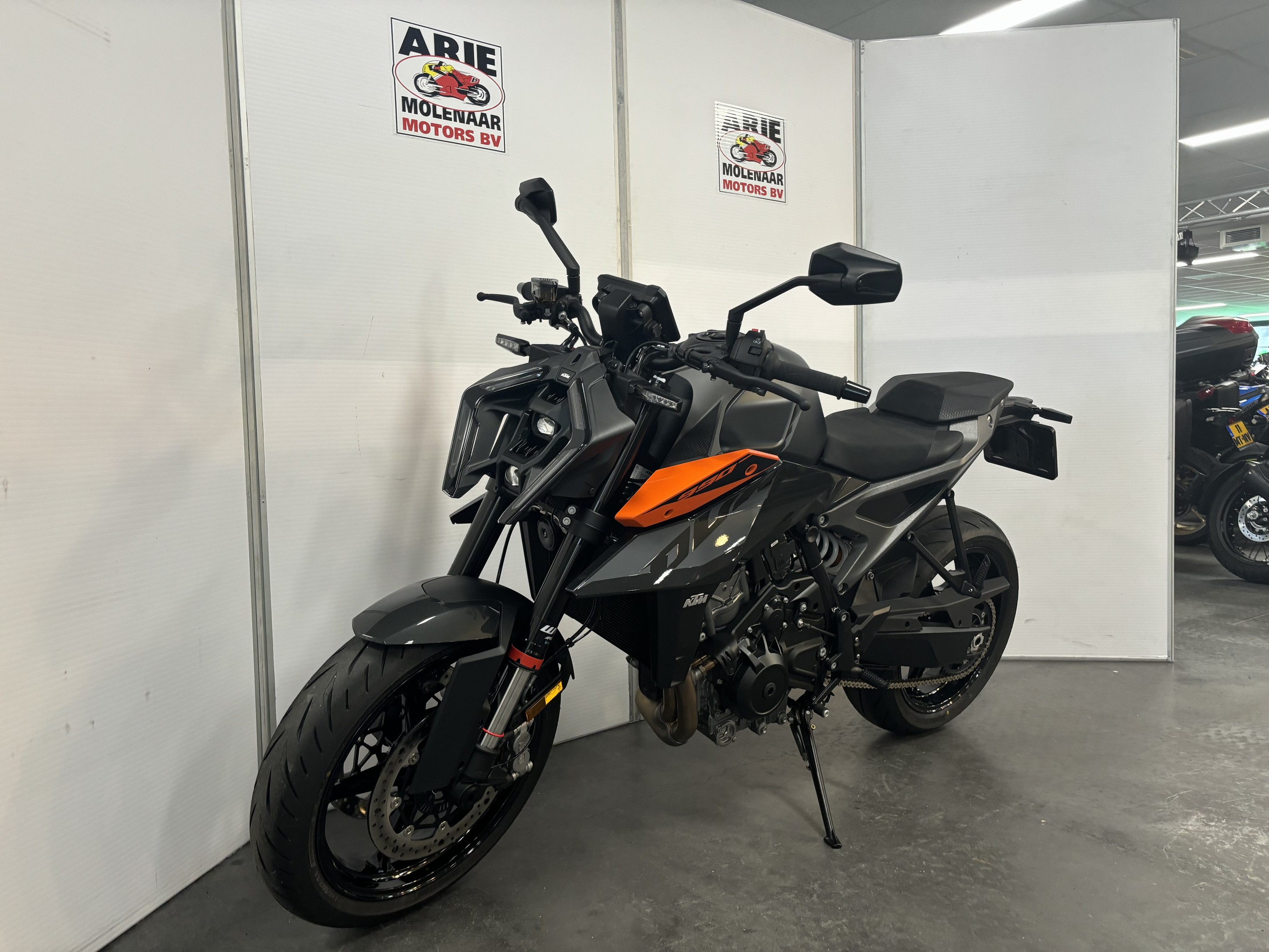 KTM - 990 DUKE