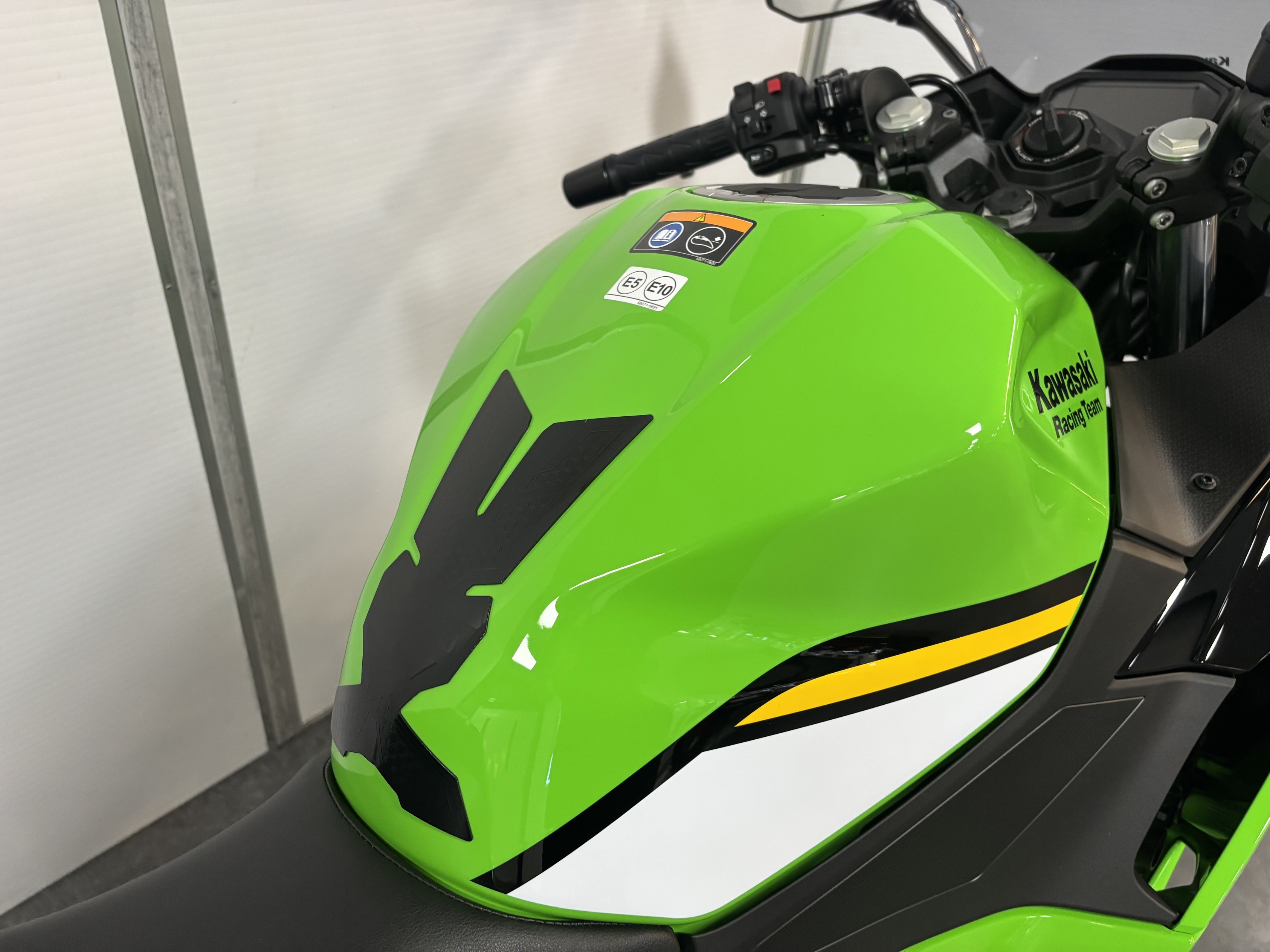 KAWASAKI Ninja 500 SE