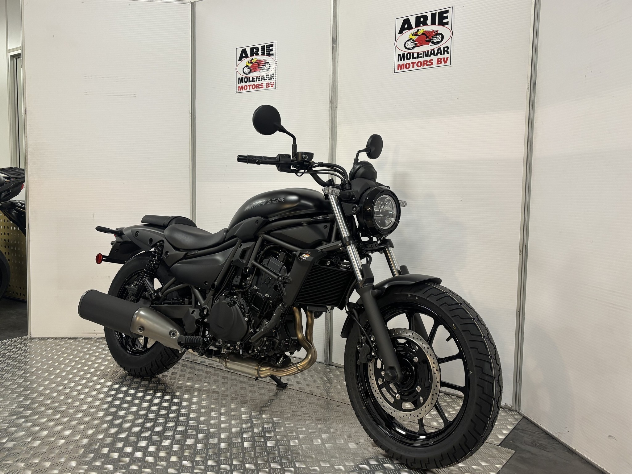 KAWASAKI - Eliminator 500