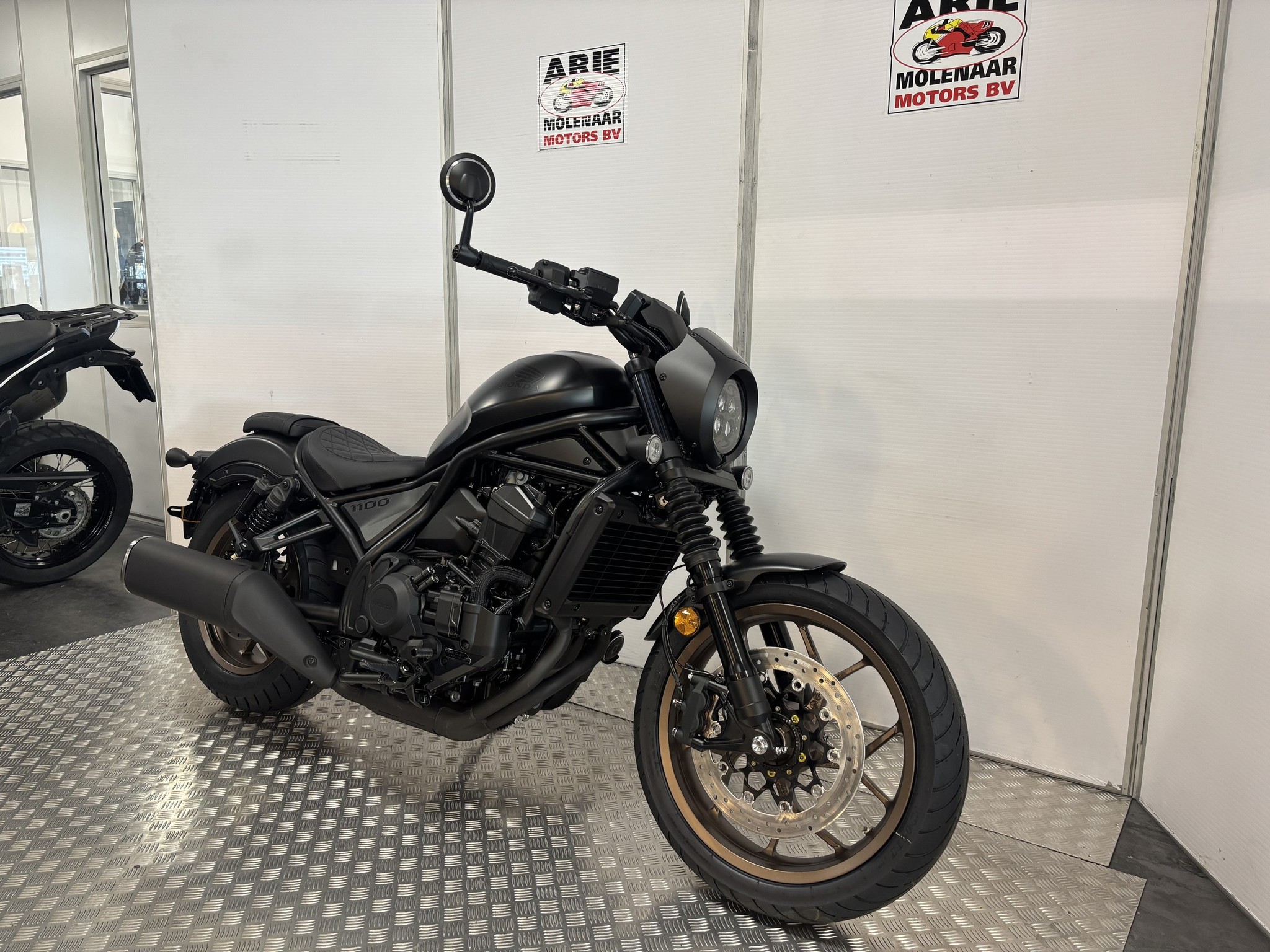 HONDA - CMX 1100 Rebel SE DCT