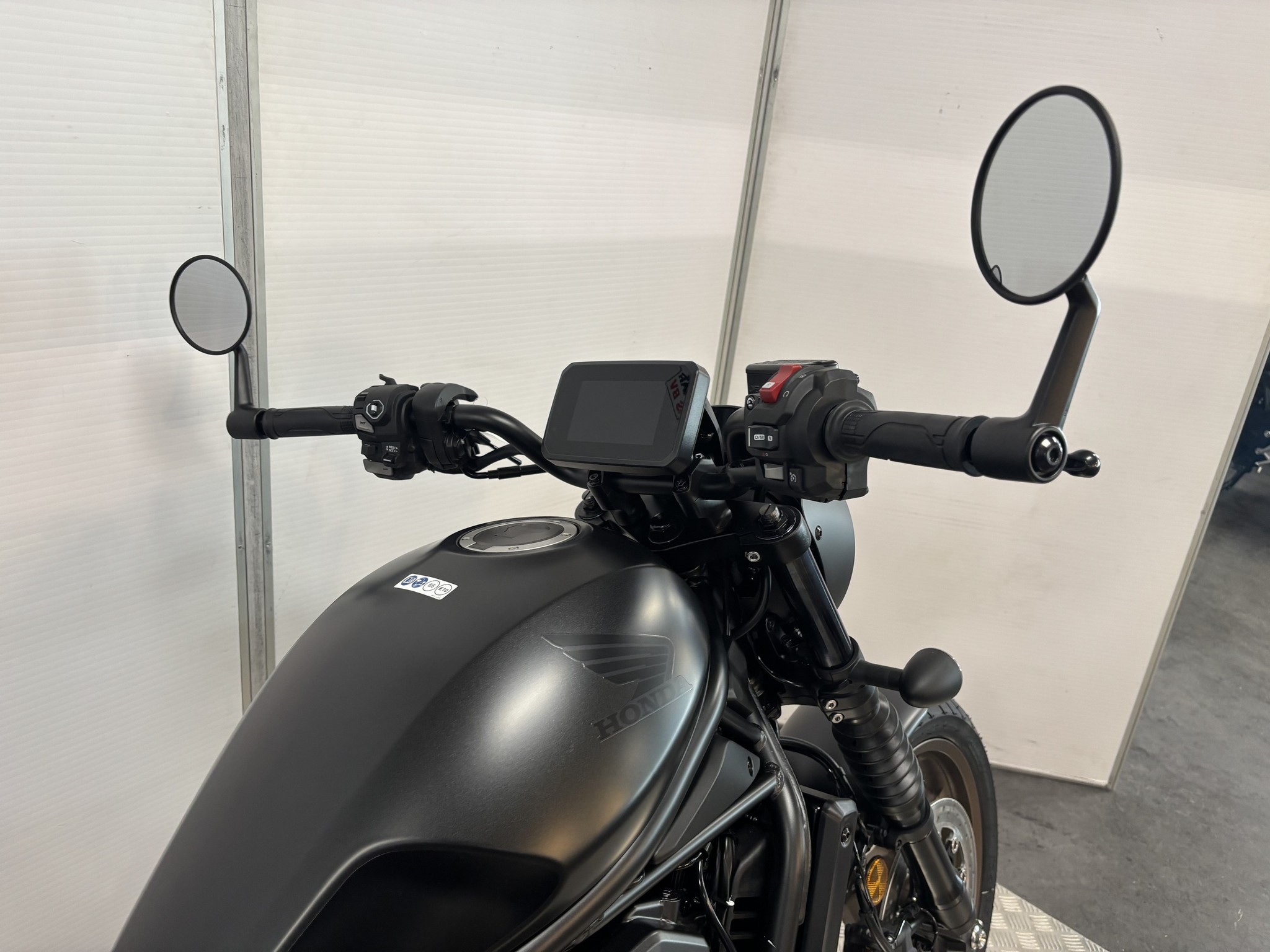HONDA - CMX 1100 Rebel SE DCT