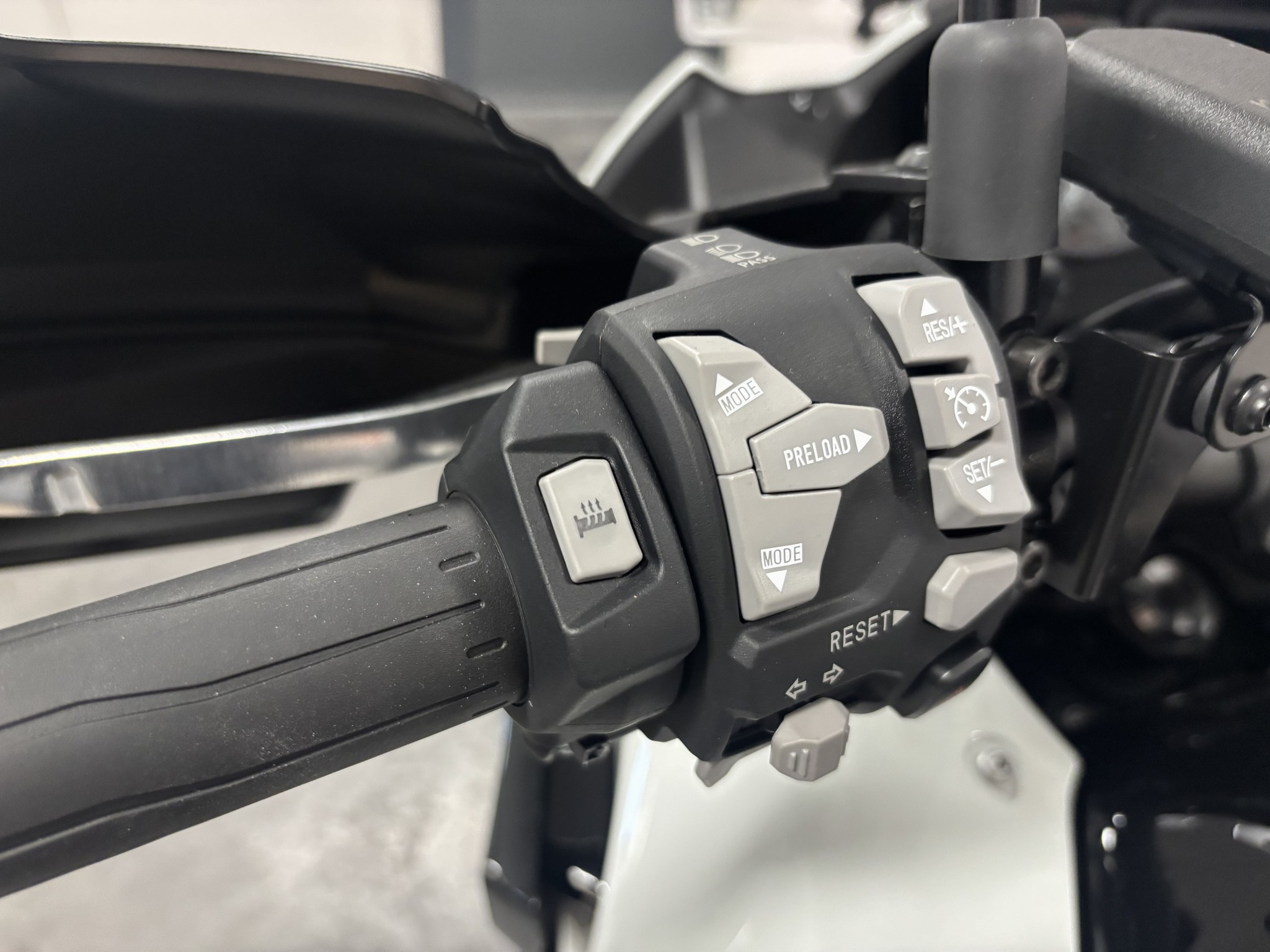 KAWASAKI - Versys 1100 SE