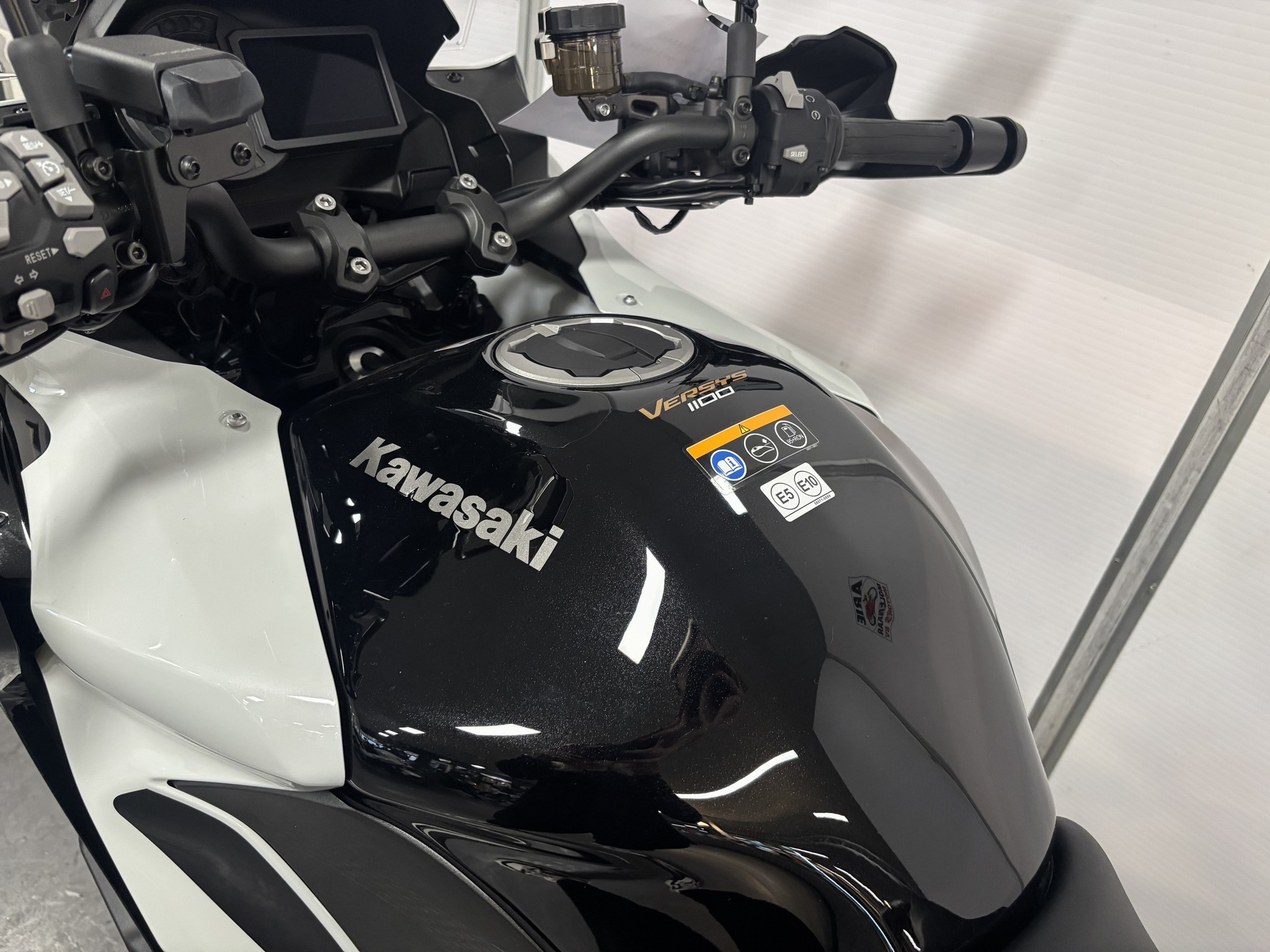 KAWASAKI - Versys 1100 SE