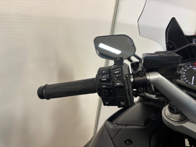 YAMAHA - FJR 1300 ABS AE