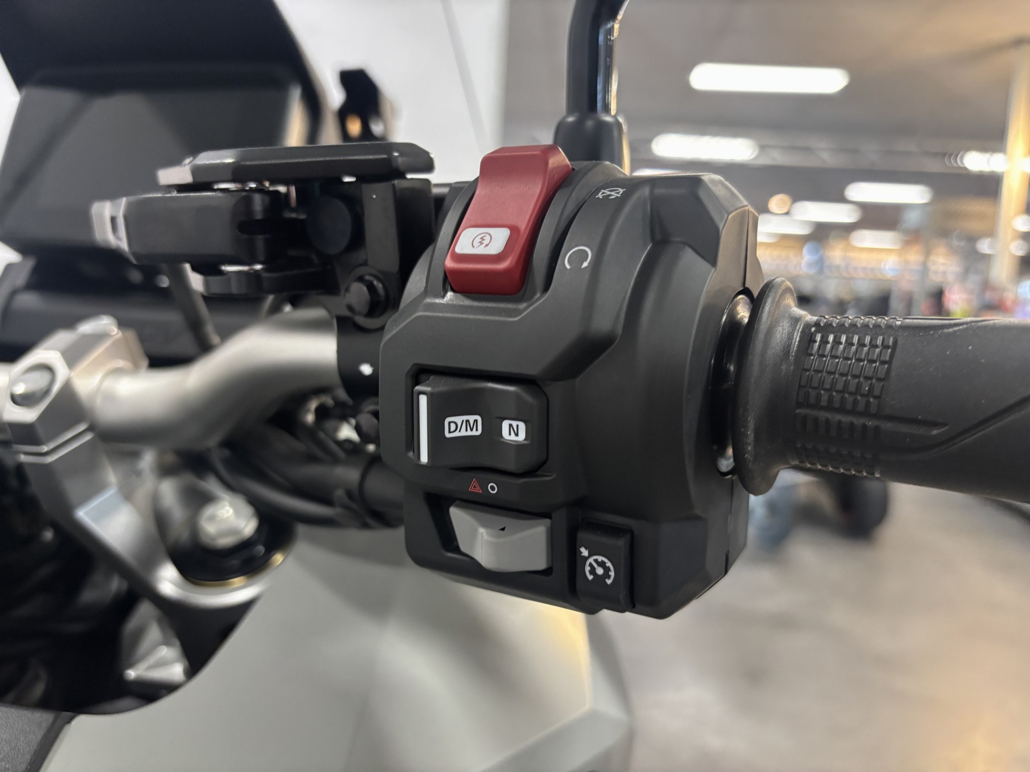 HONDA - X-ADV 750