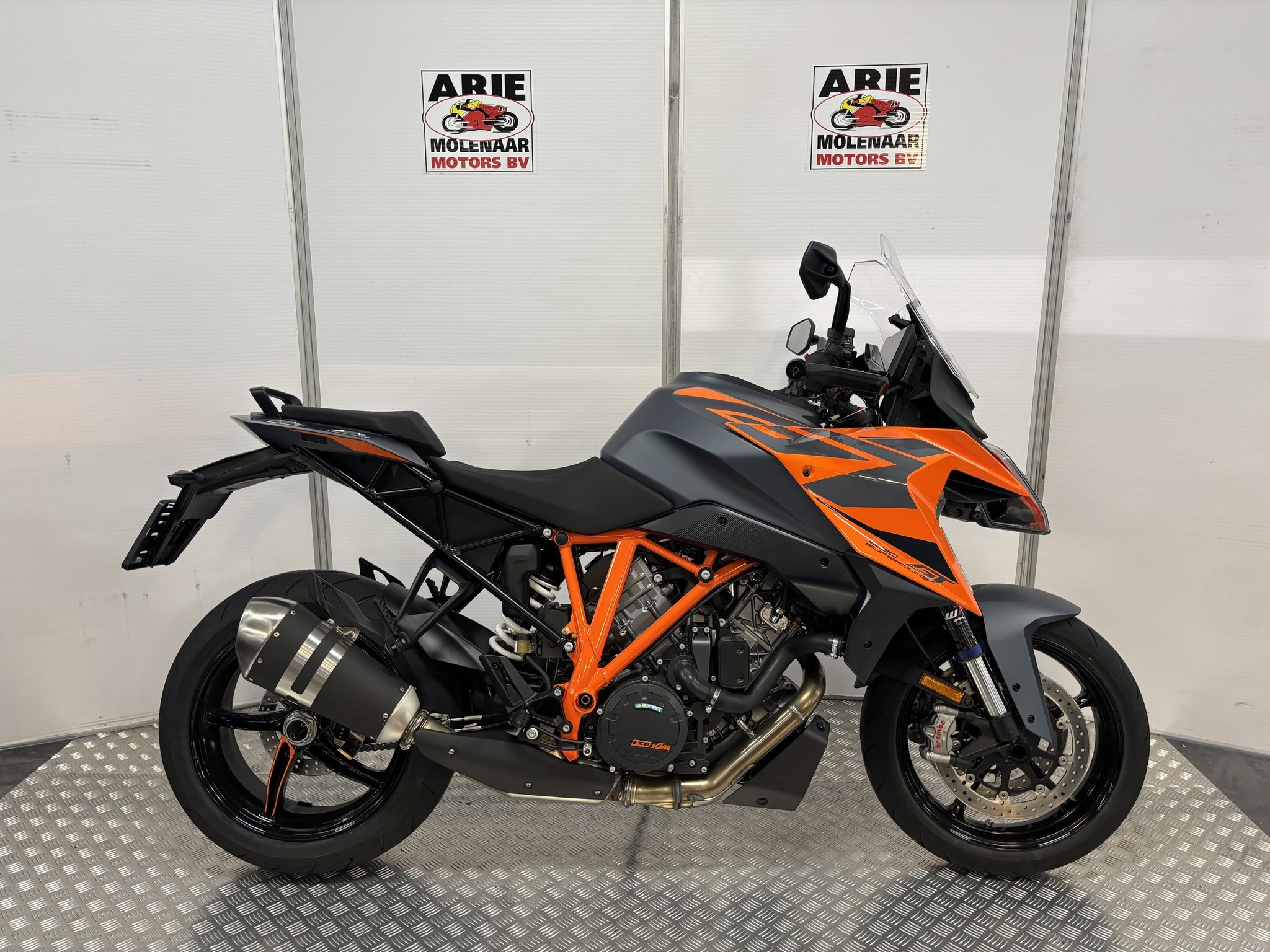 KTM 1290 Super Duke GT