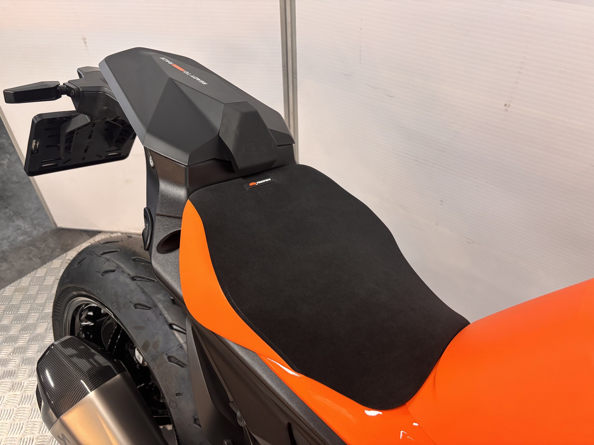 KTM 1390 SUPER DUKE R