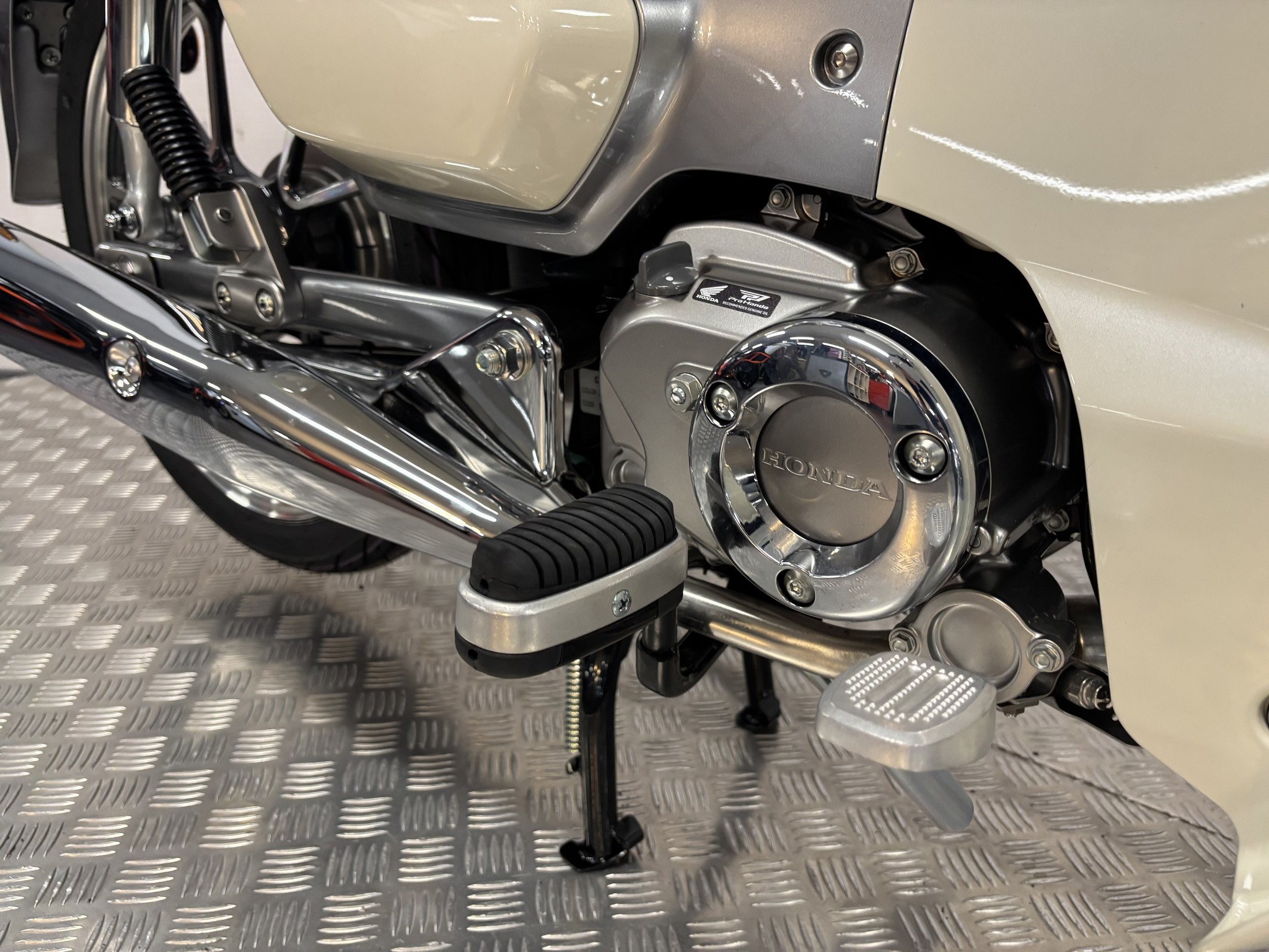 HONDA Super Cub C125
