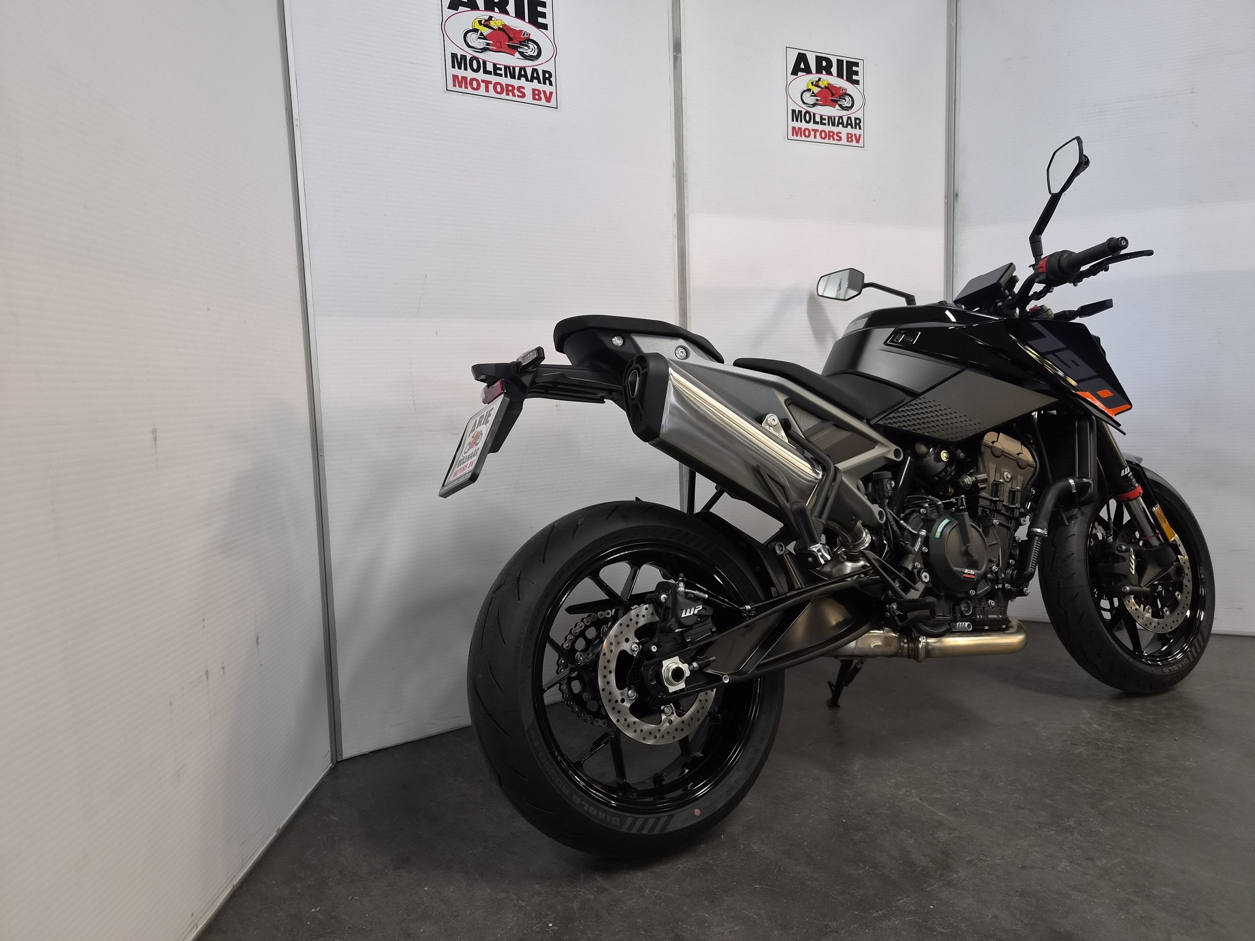 KTM 790 Duke L