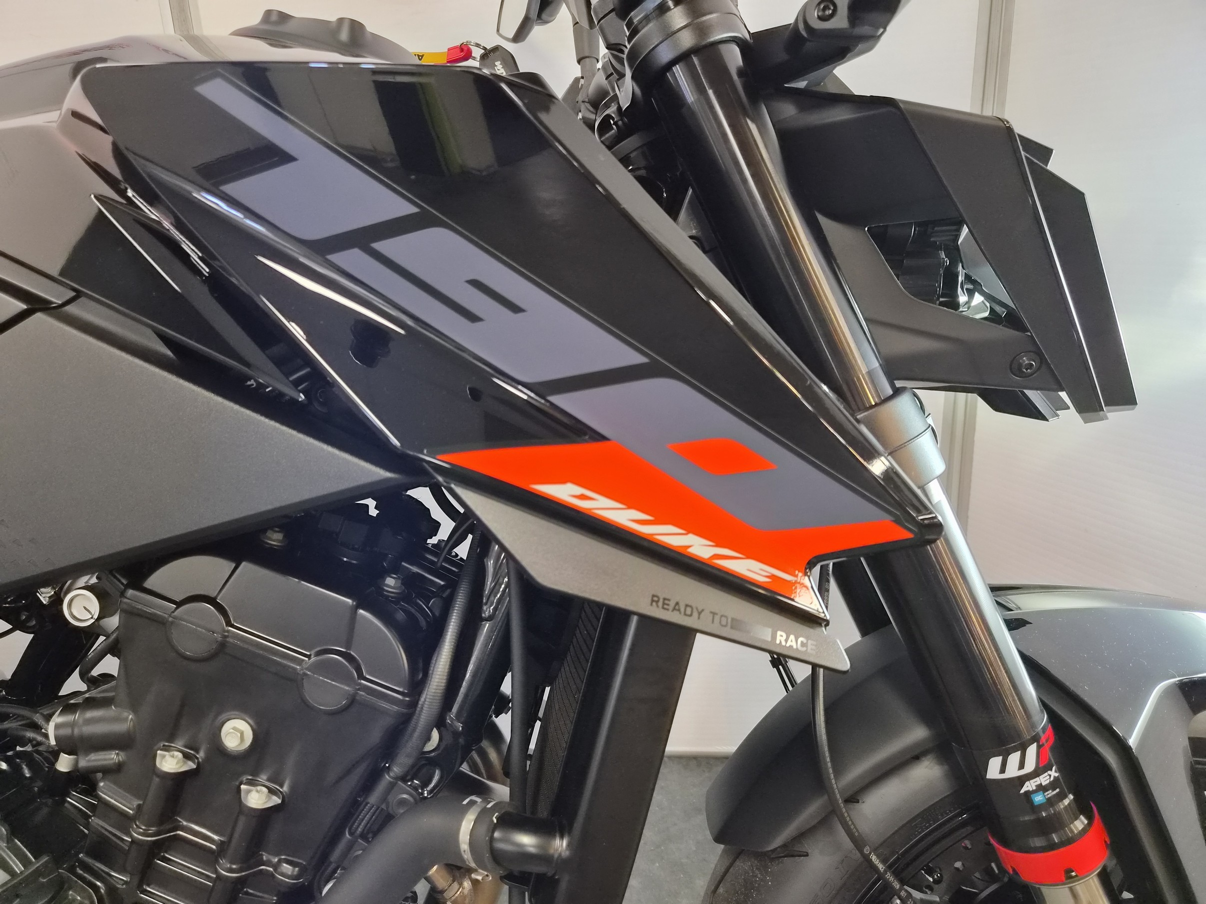 KTM 790 Duke L