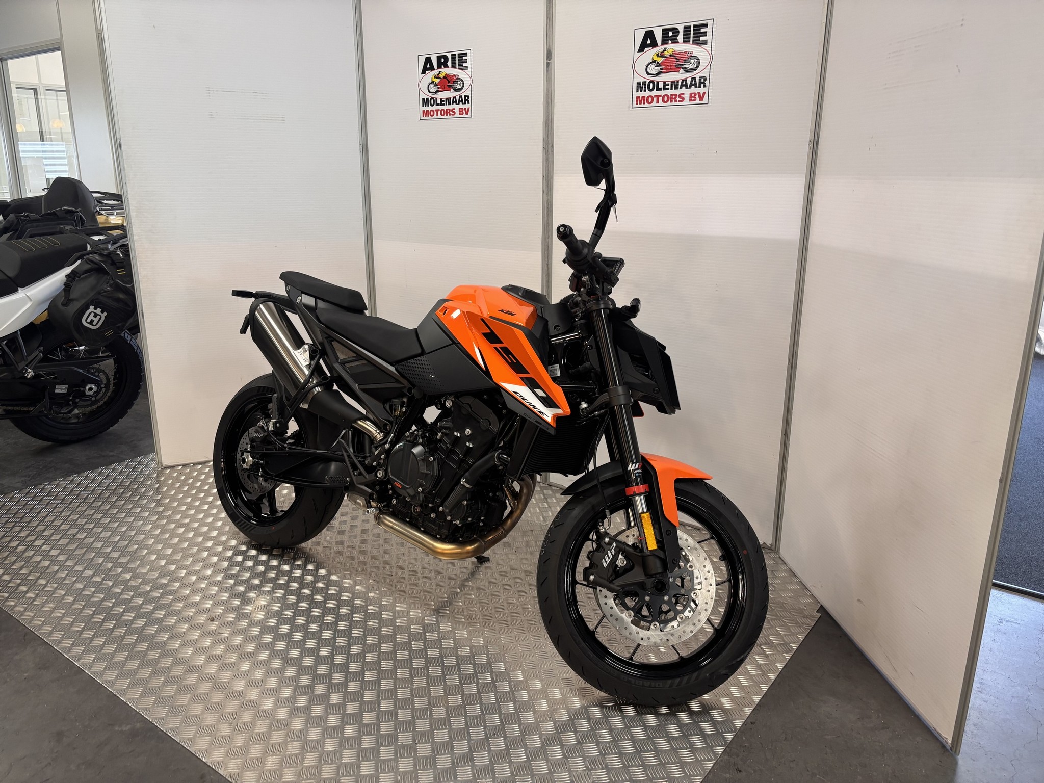 KTM 790 Duke L