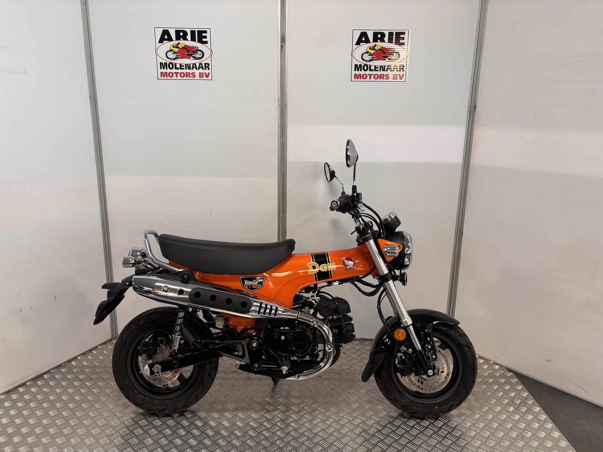 HONDA DAX 125 ABS
