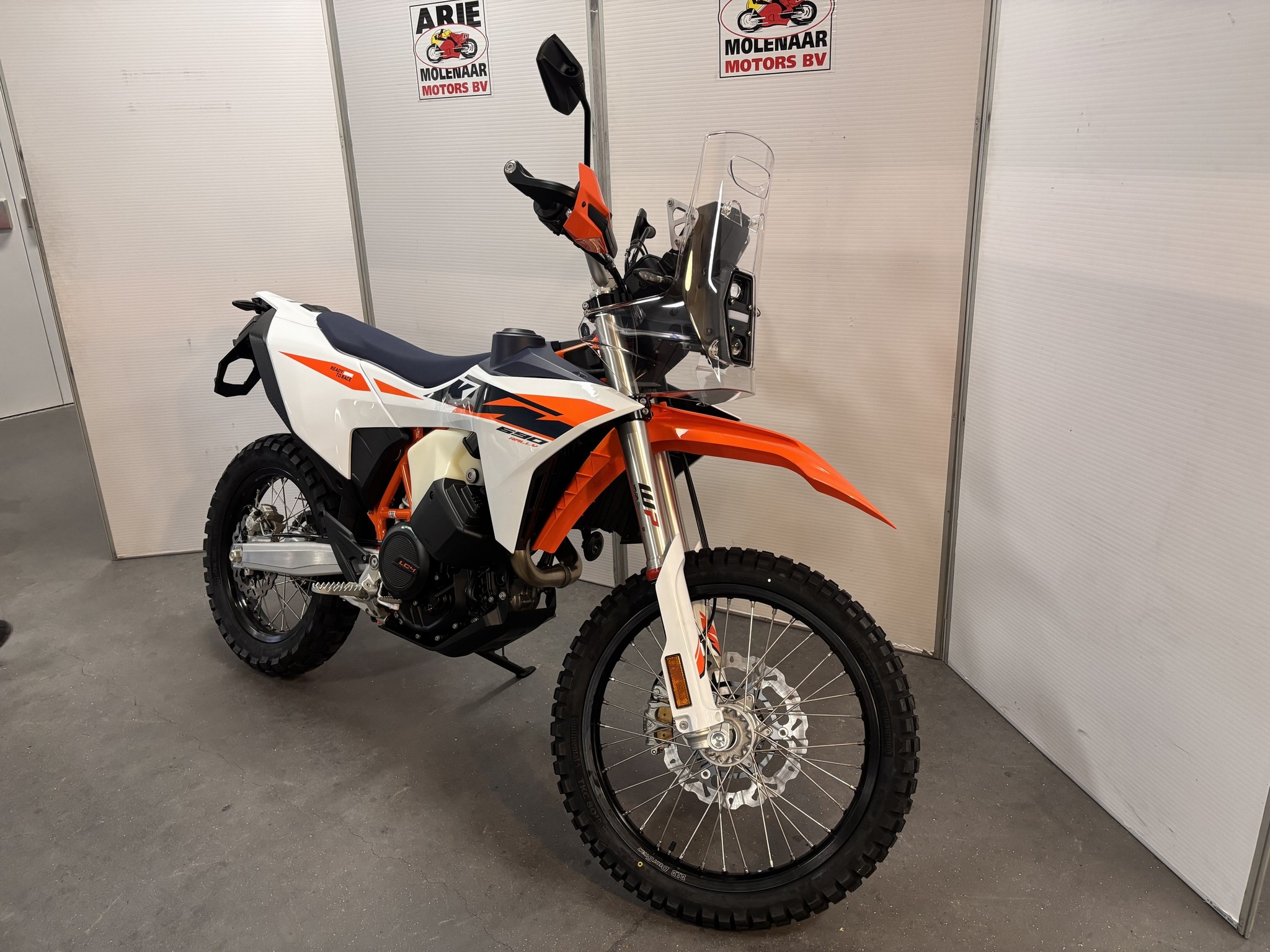 KTM 690 Rally
