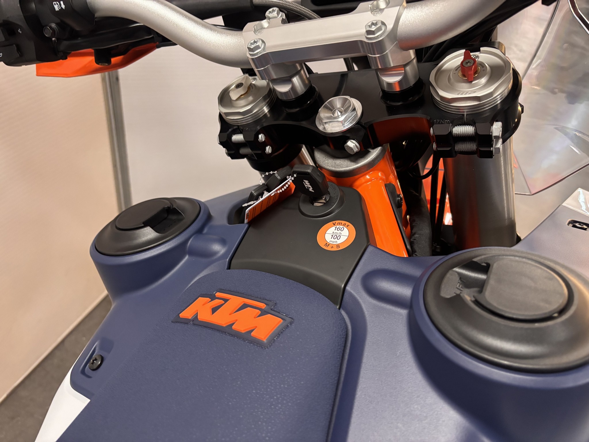 KTM 690 Rally
