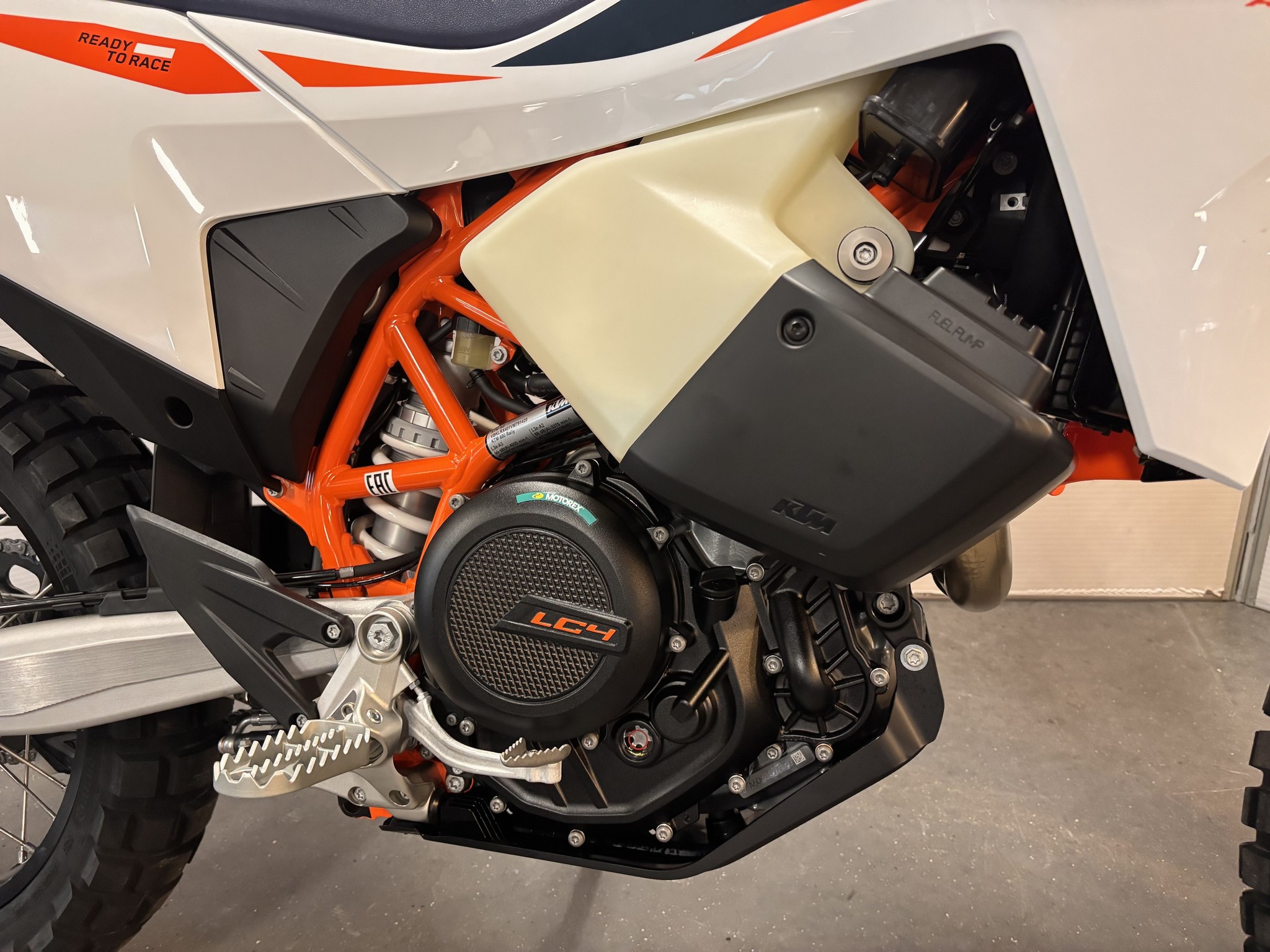KTM 690 Rally