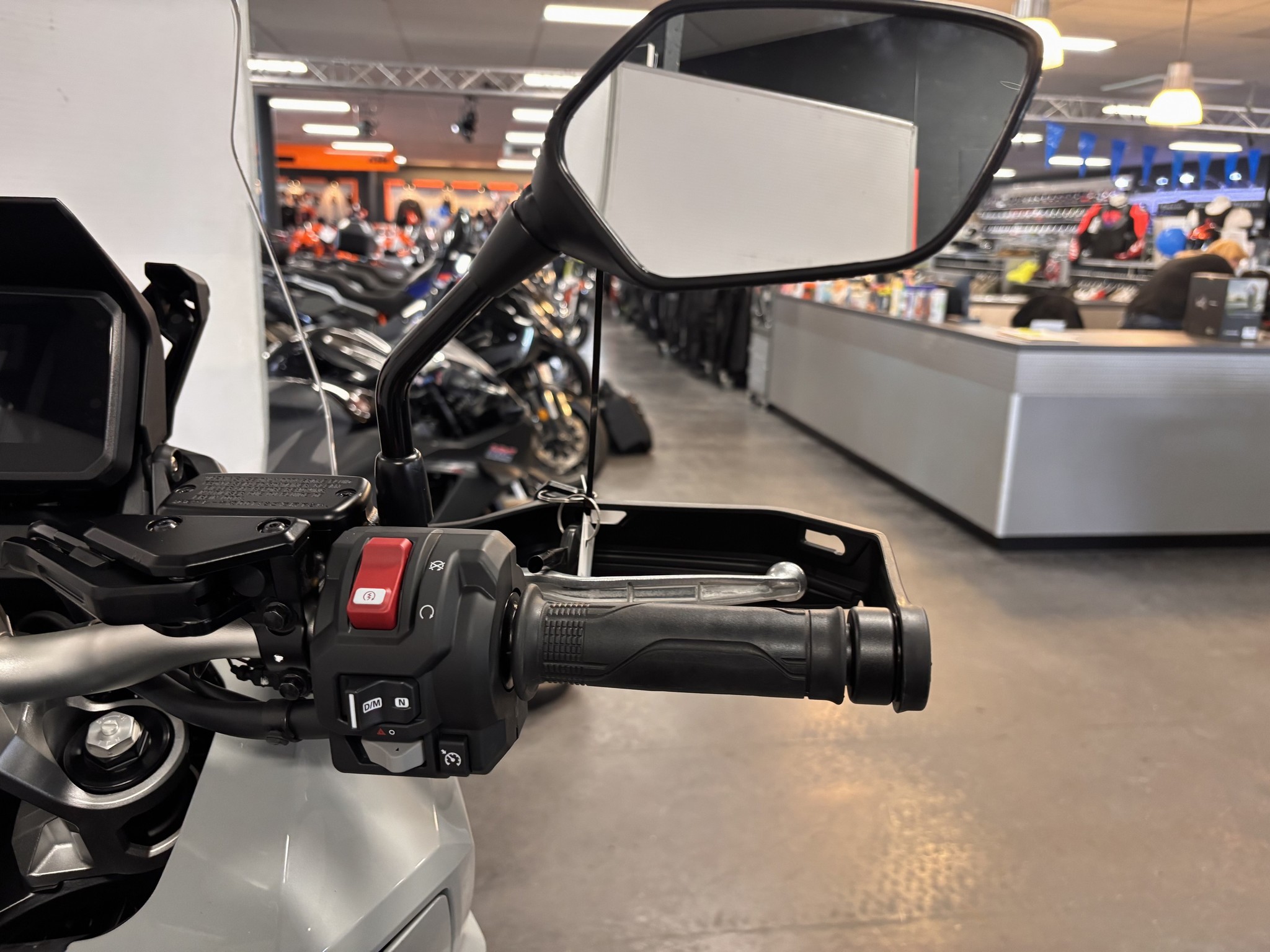 HONDA X-ADV 750