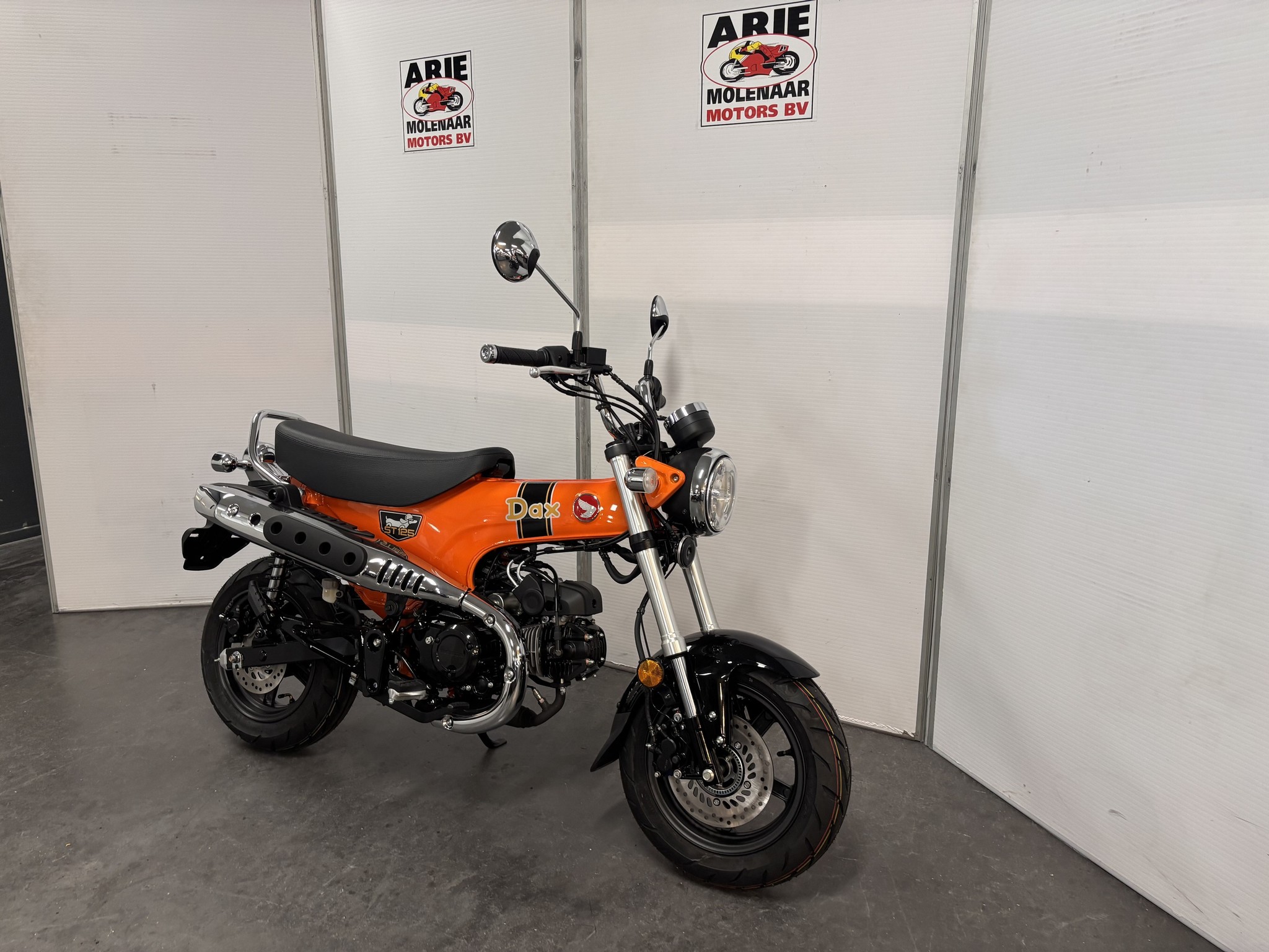 HONDA DAX 125 ABS