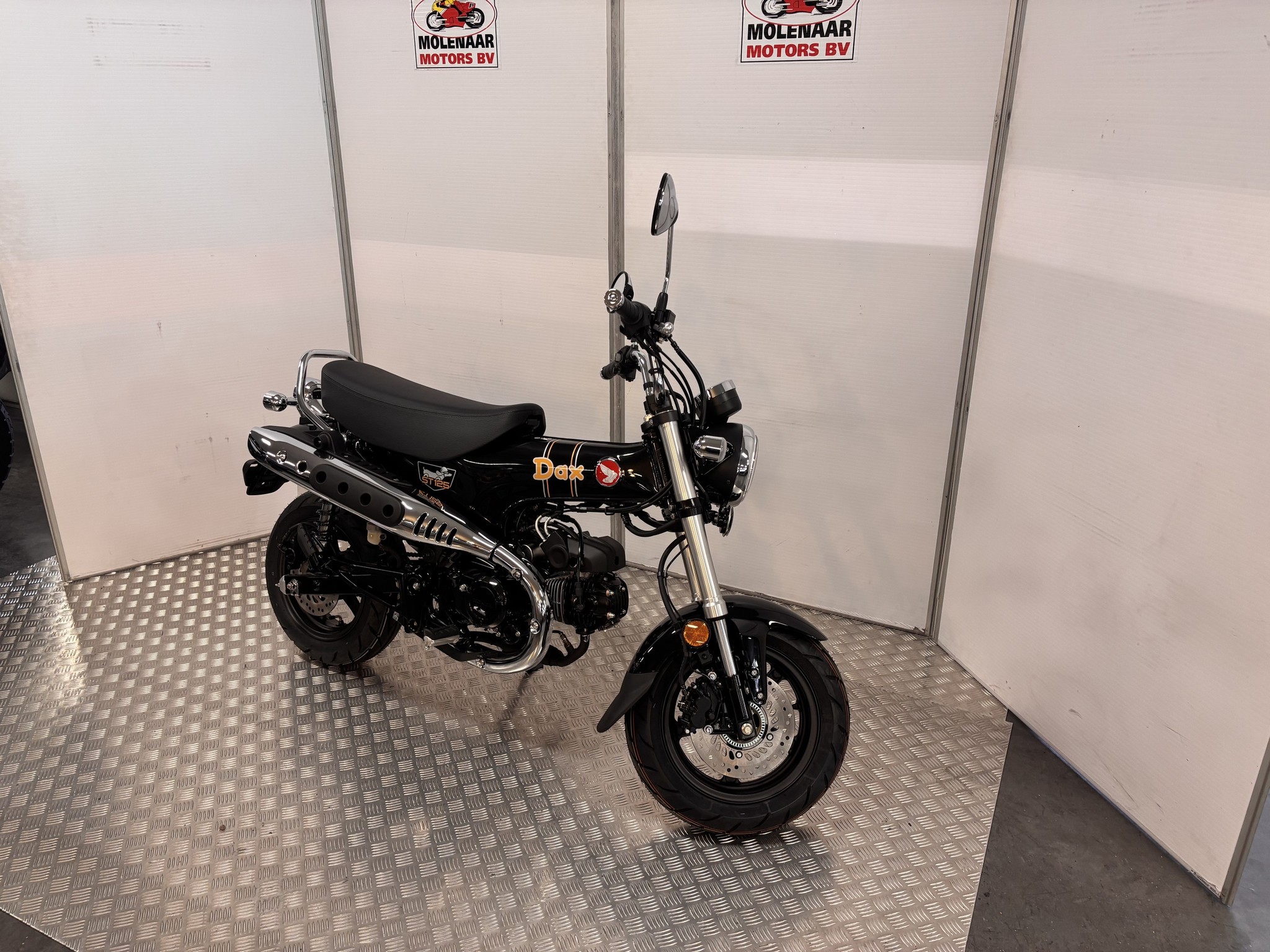 HONDA DAX 125 ABS