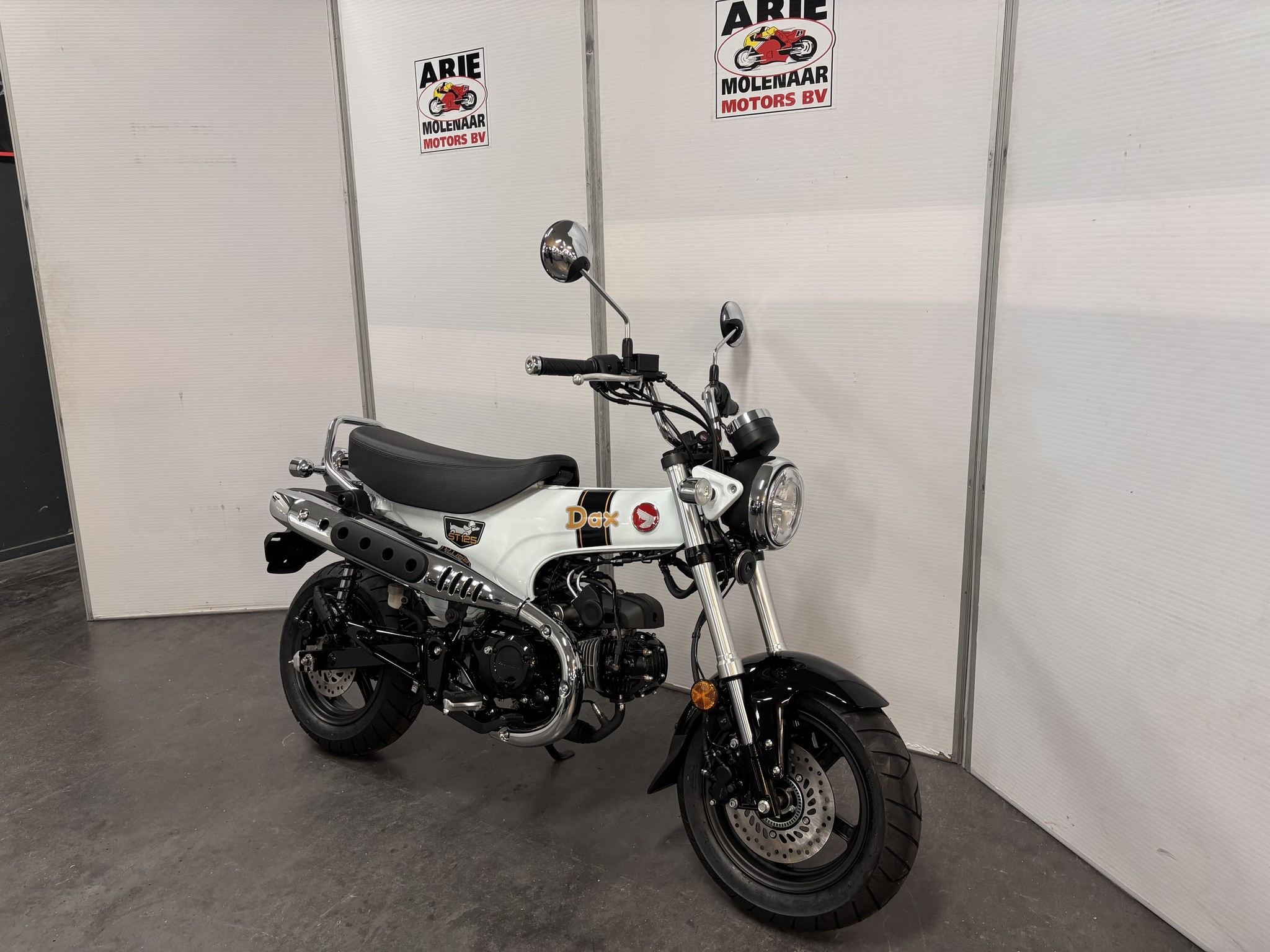 HONDA DAX 125 ABS