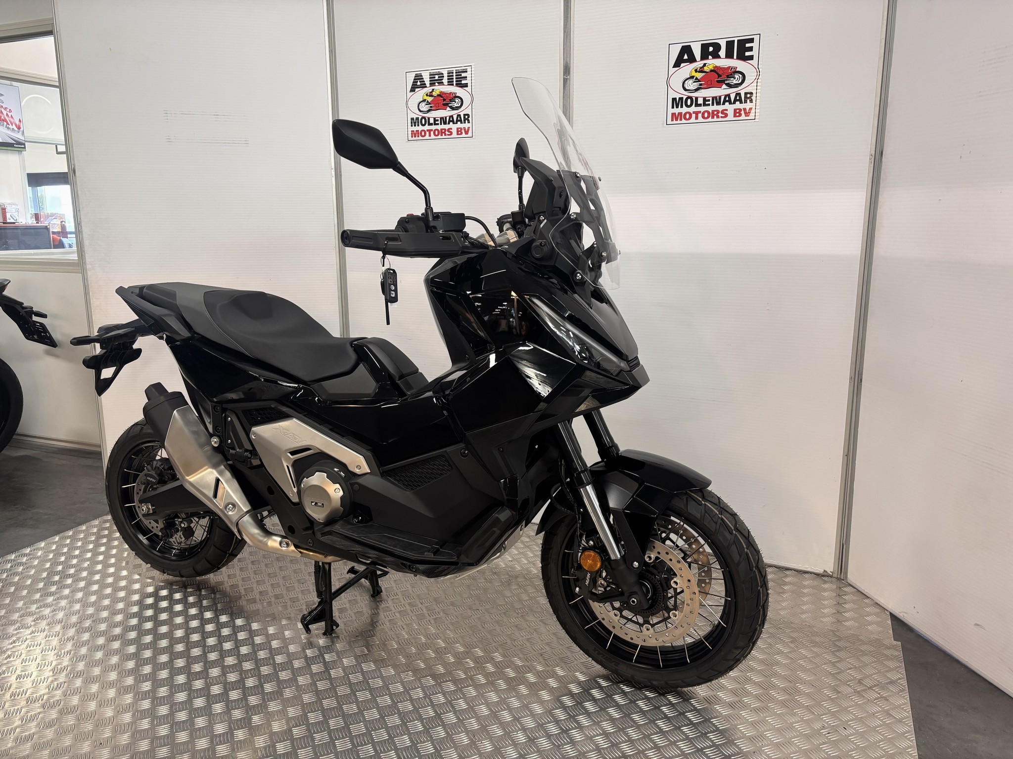 HONDA X-ADV 750