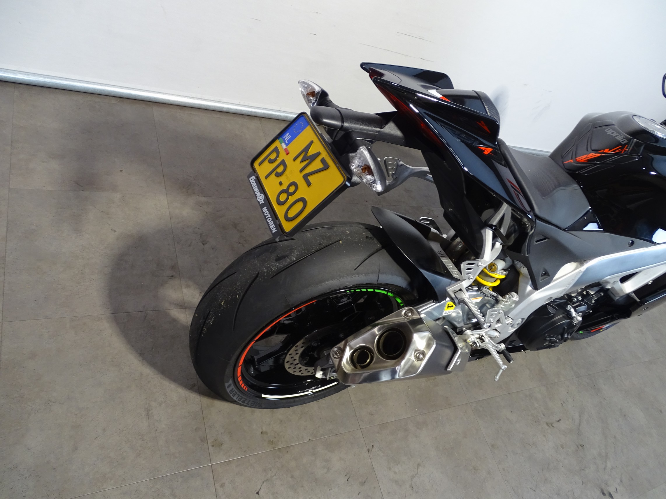 APRILIA RSV 4 R