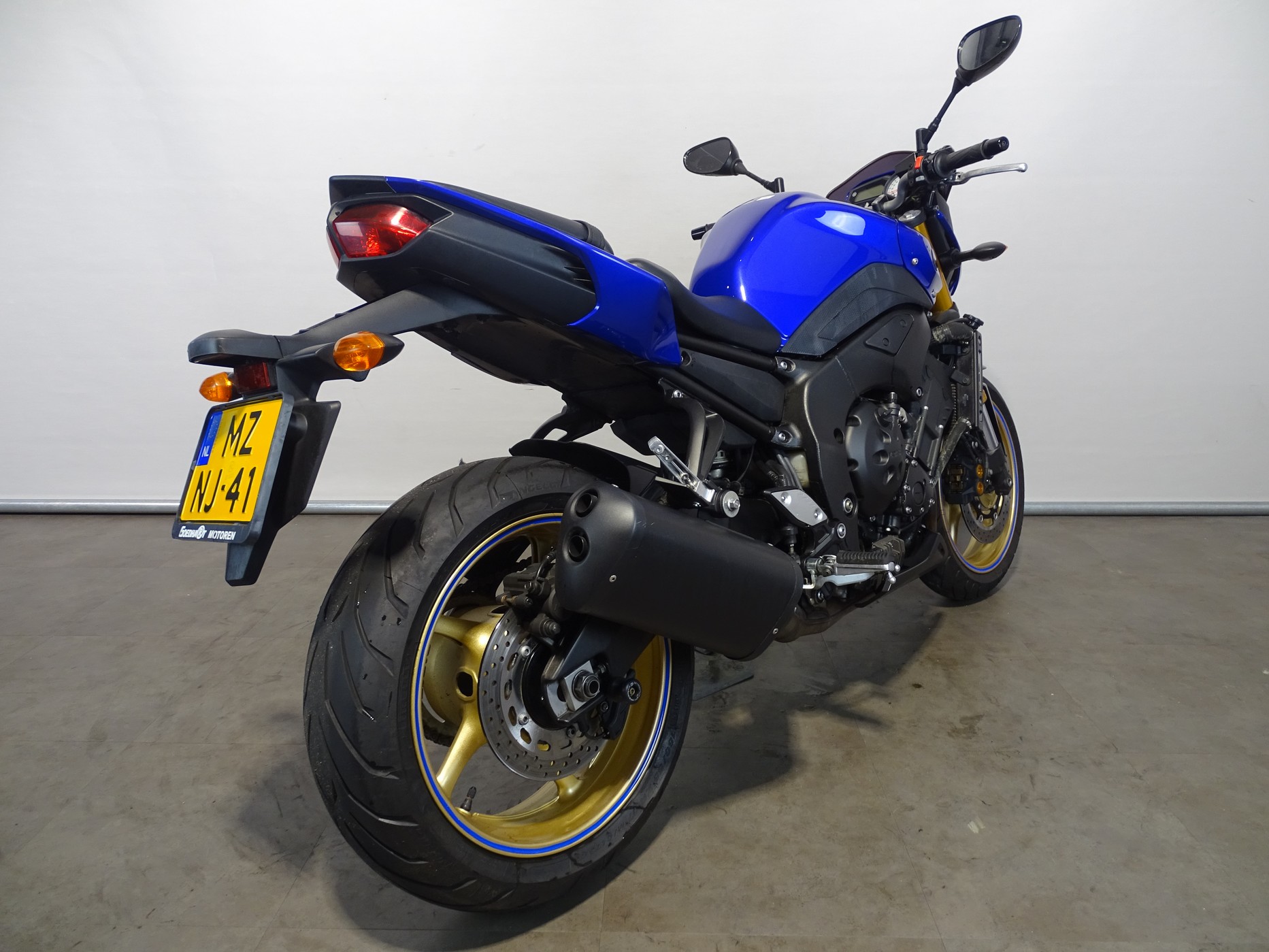 YAMAHA FZ 8 ABS