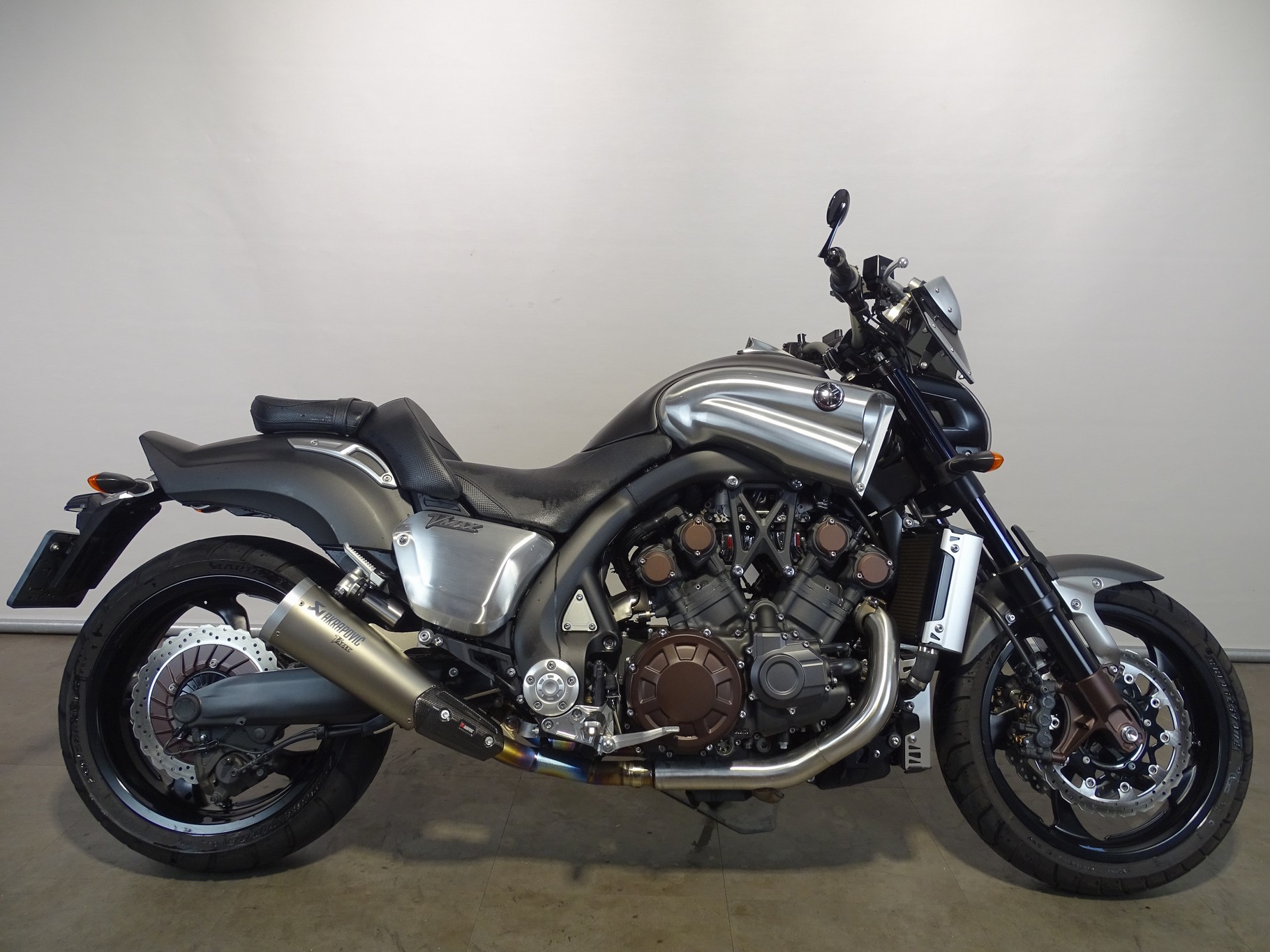 YAMAHA V MAX 1700