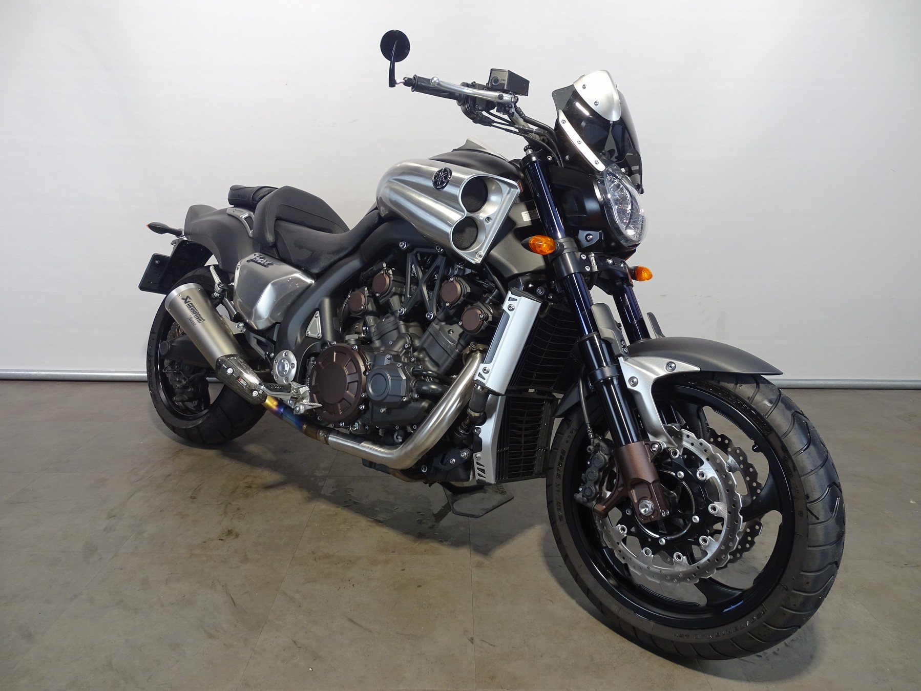 YAMAHA V MAX 1700