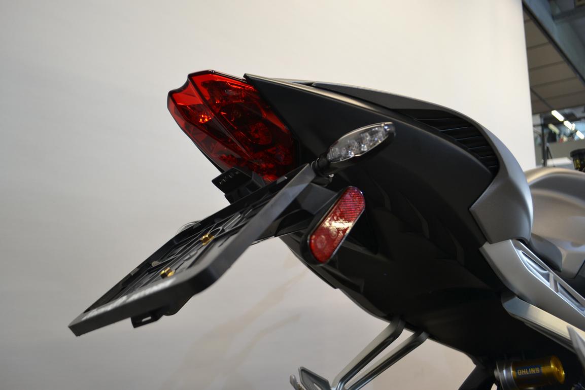 TRIUMPH STREET TRIPLE RS