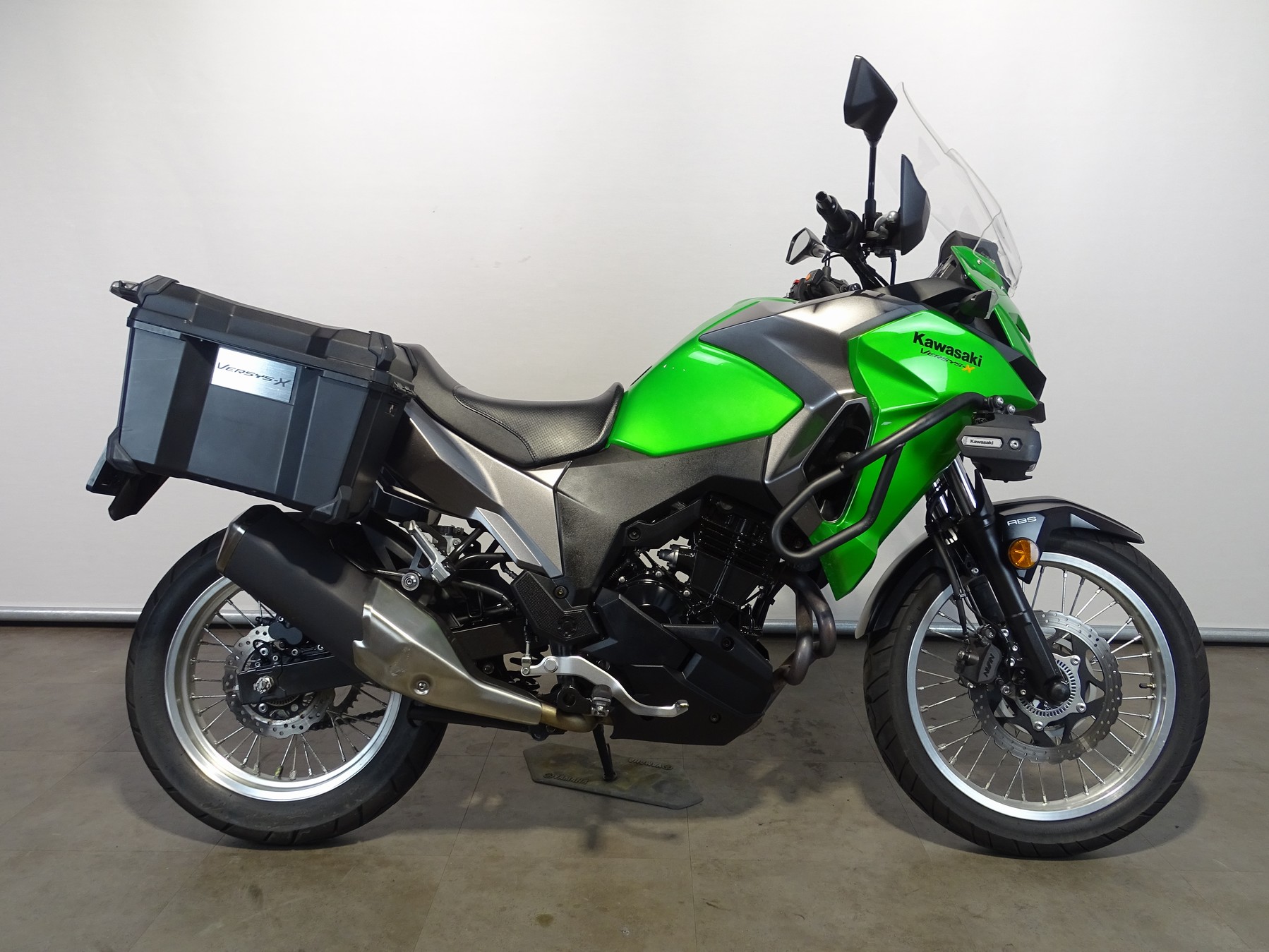 KAWASAKI VERSYS-X 300