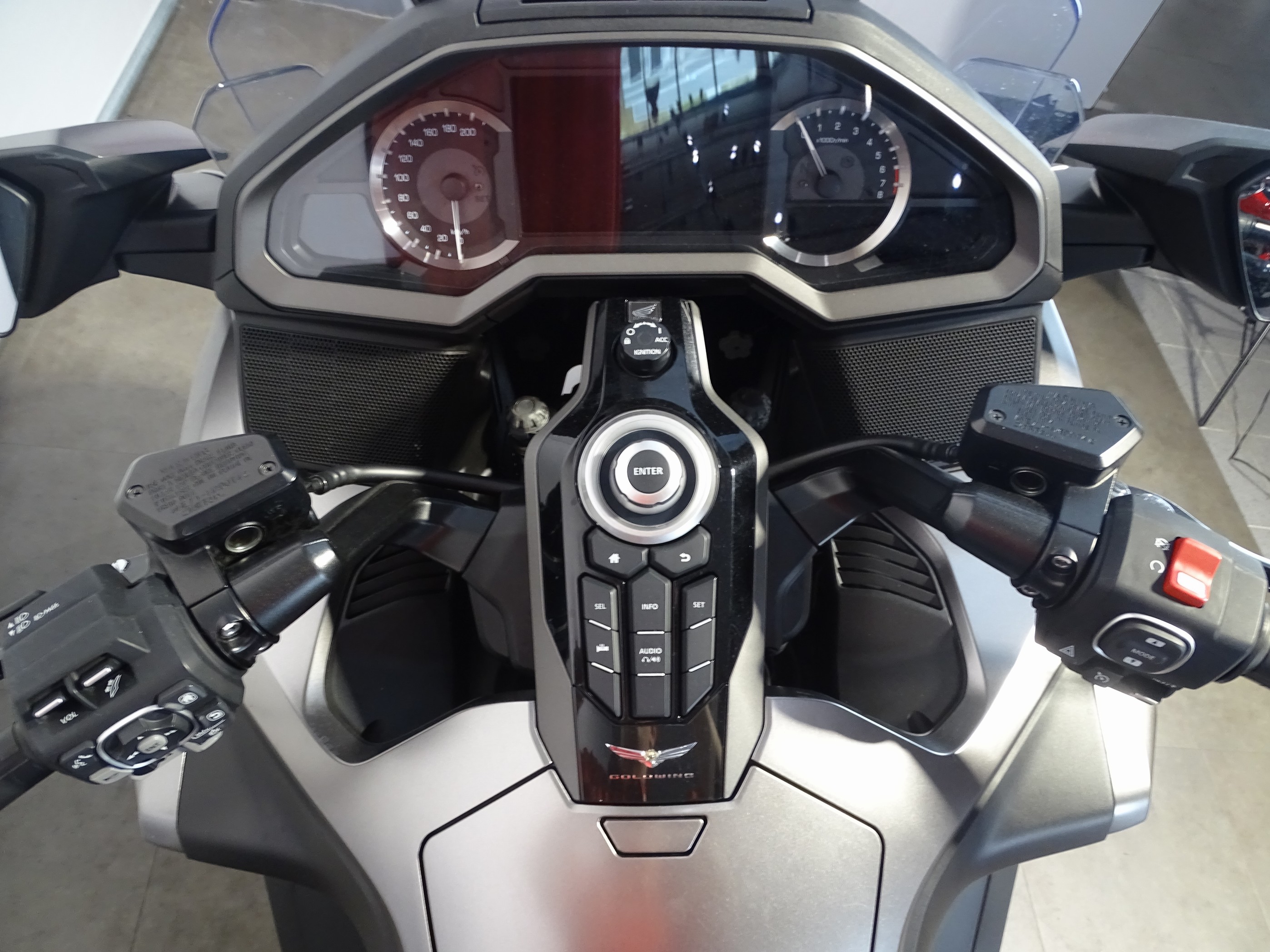 HONDA GL 1800 BAGGER