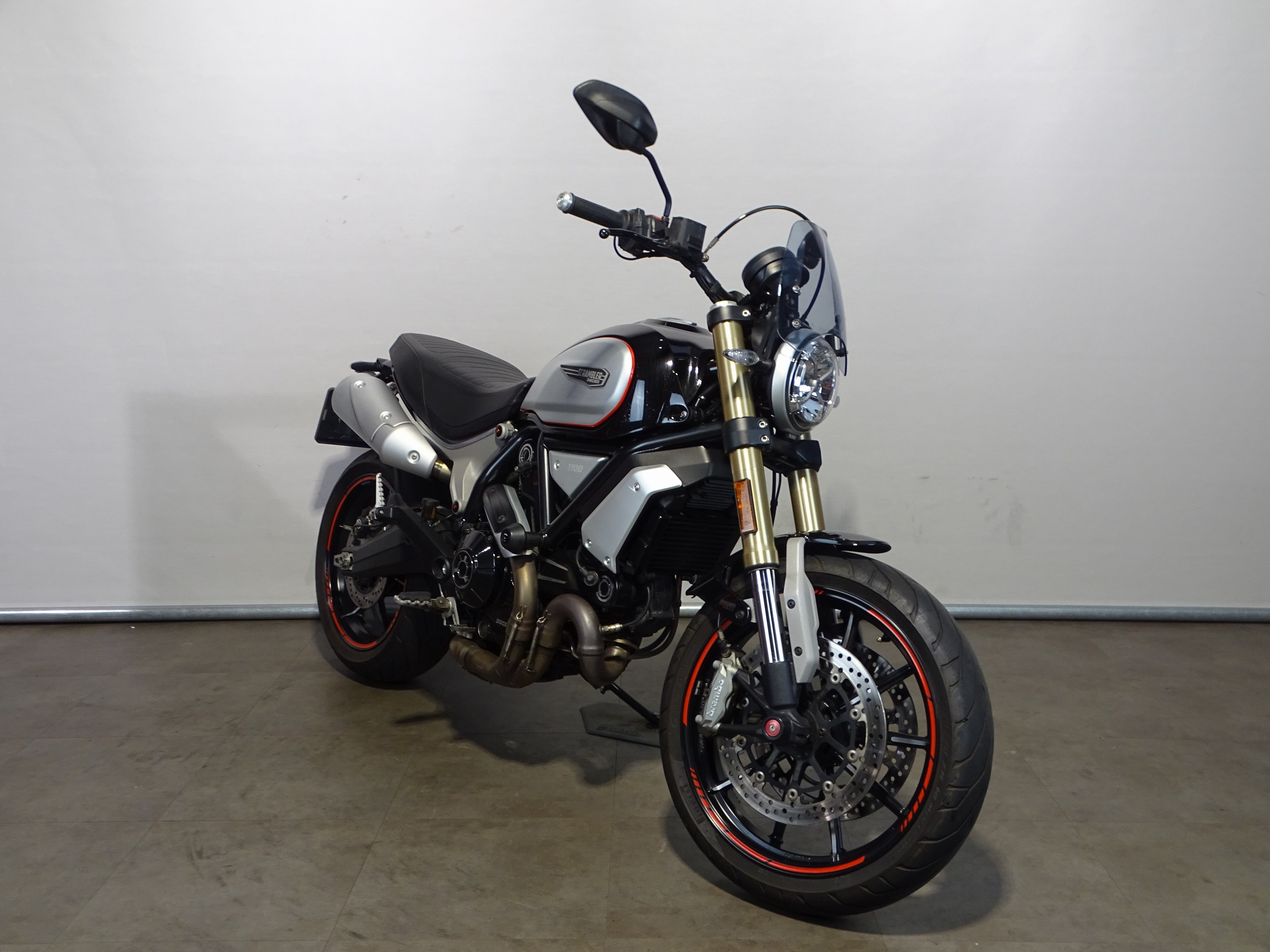 DUCATI SCRAMBLER 1100