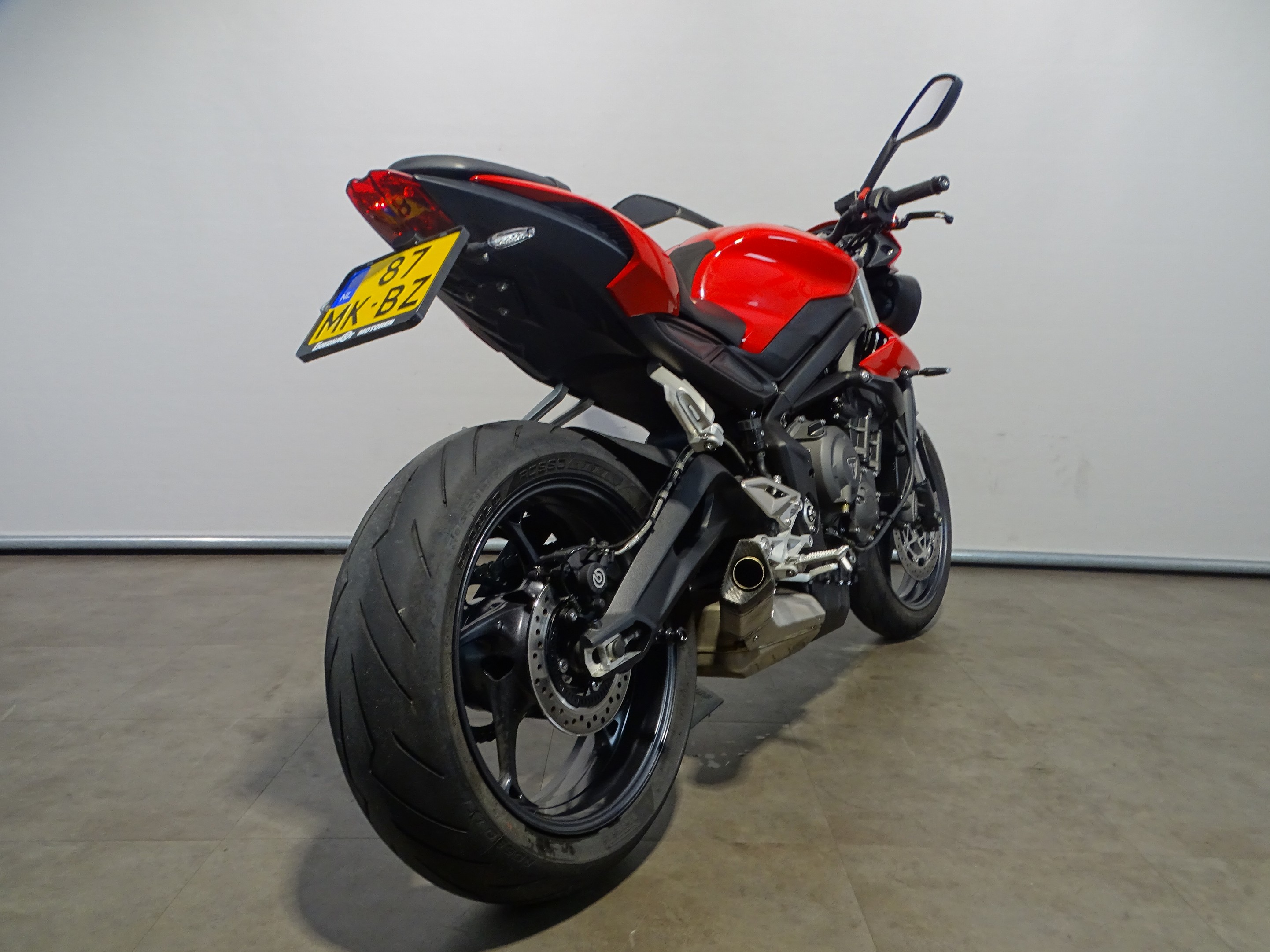 TRIUMPH STREET TRIPLE S A2