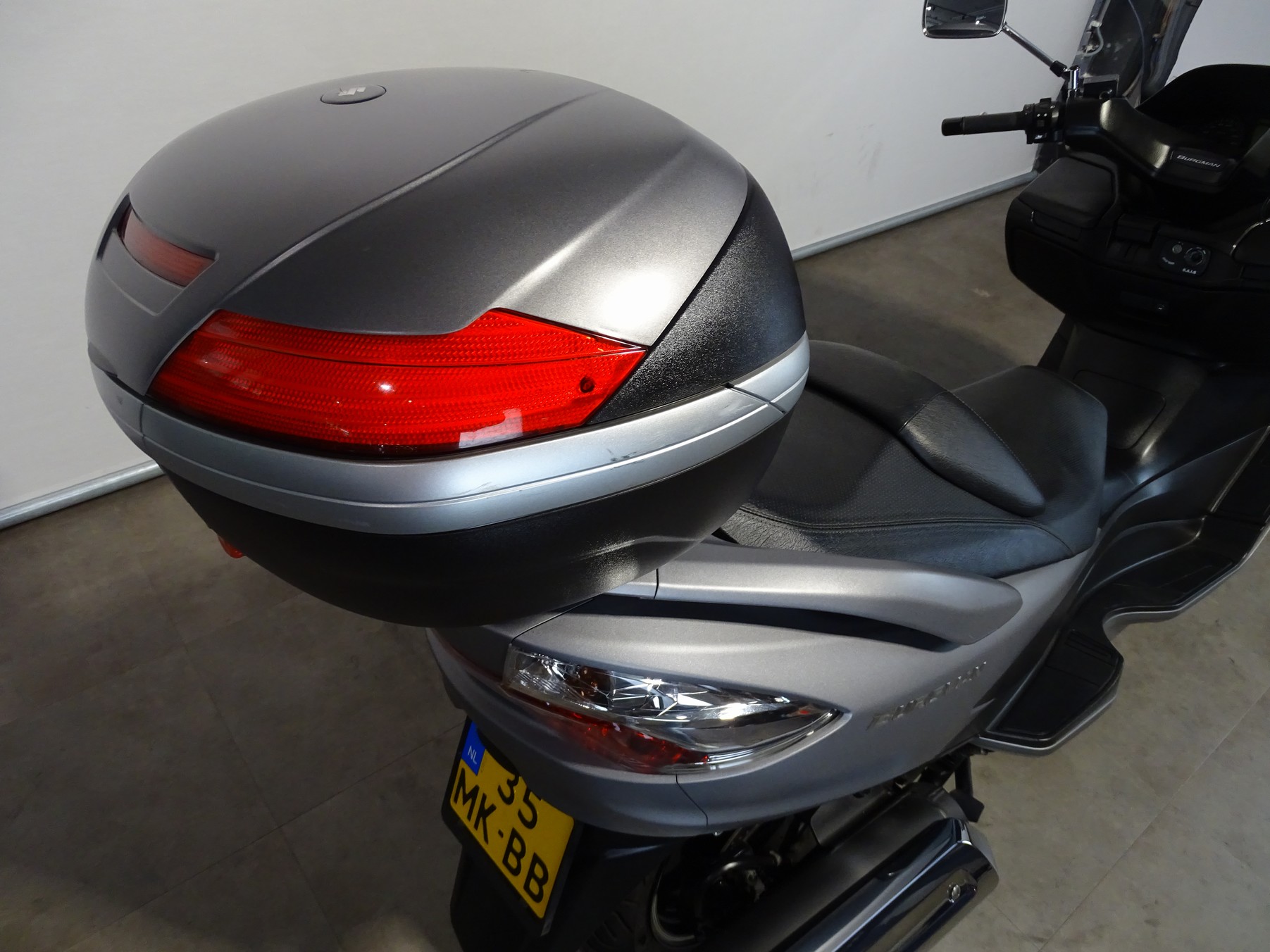 SUZUKI BURGMAN 400 ABS