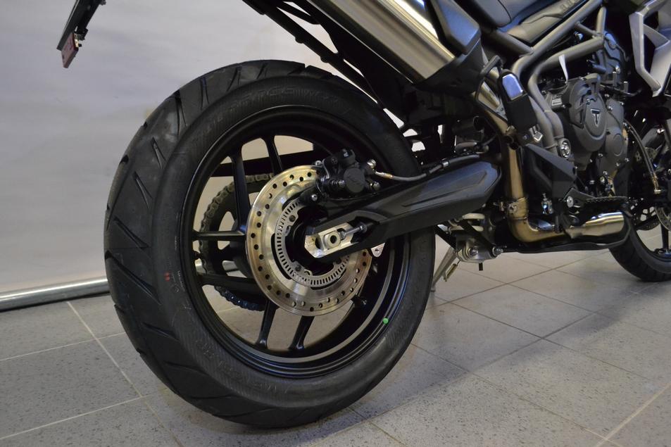 TRIUMPH TIGER 800 XR