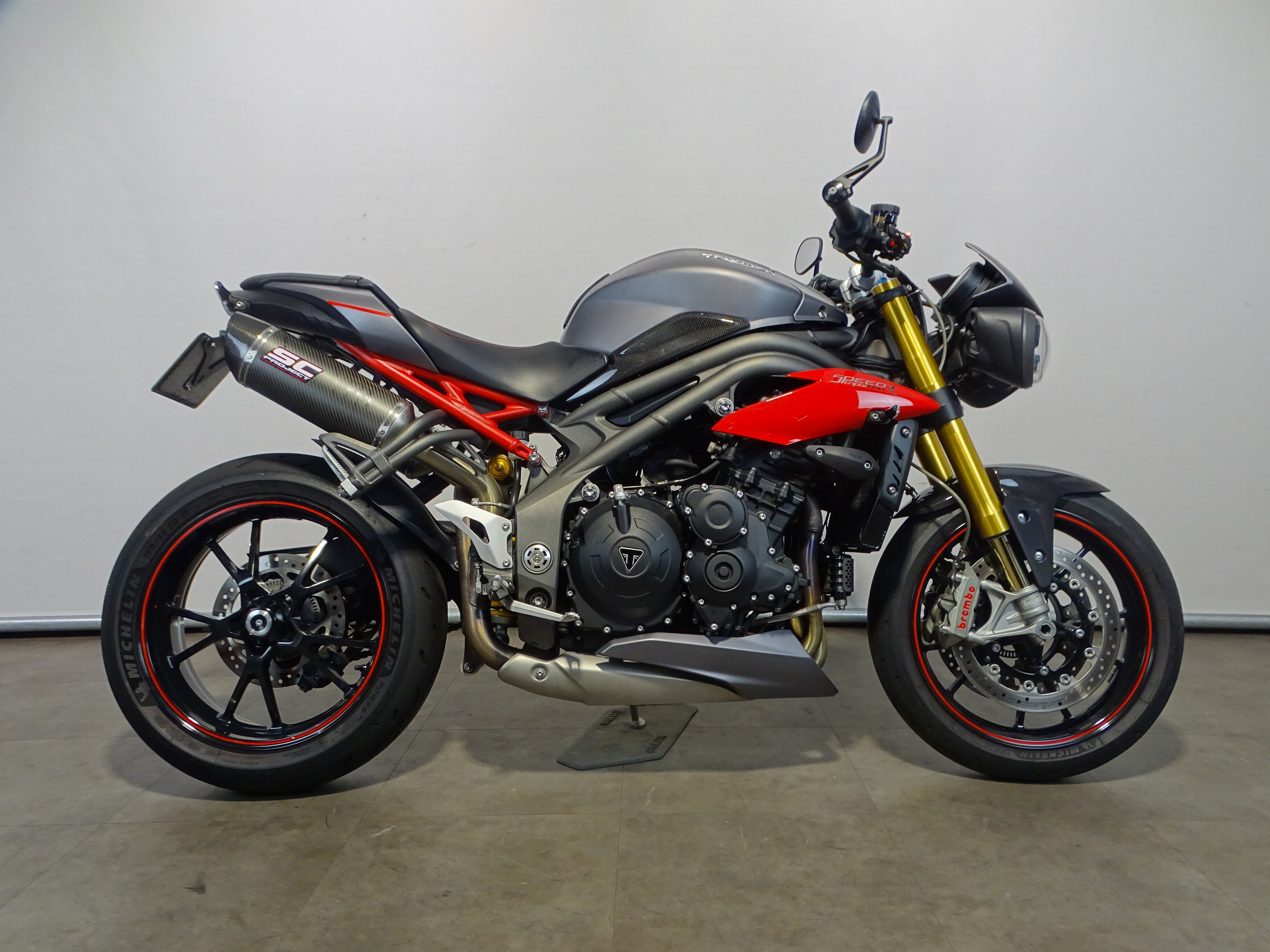 TRIUMPH SPEED TRIPLE R ABS
