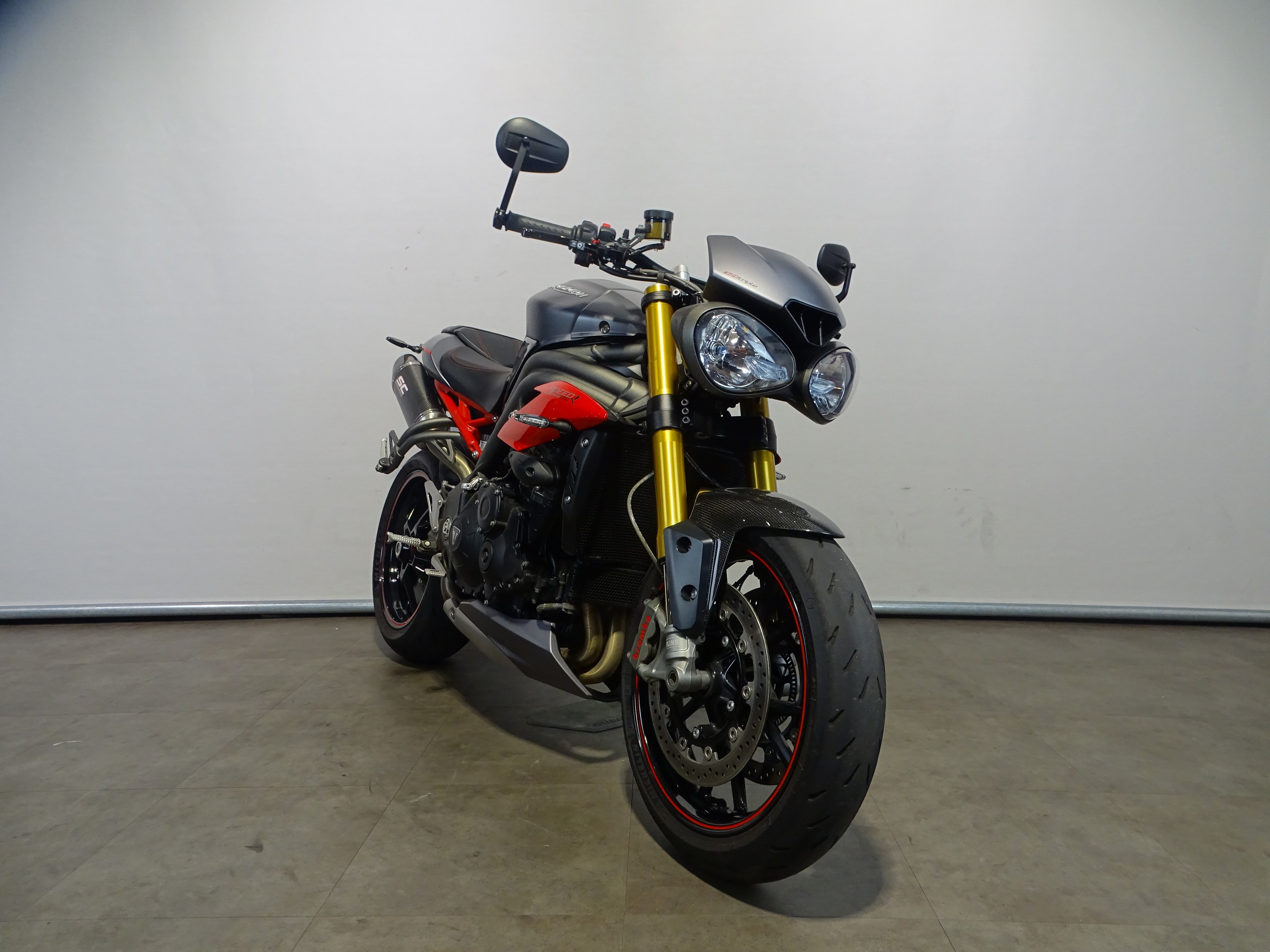 TRIUMPH SPEED TRIPLE R ABS