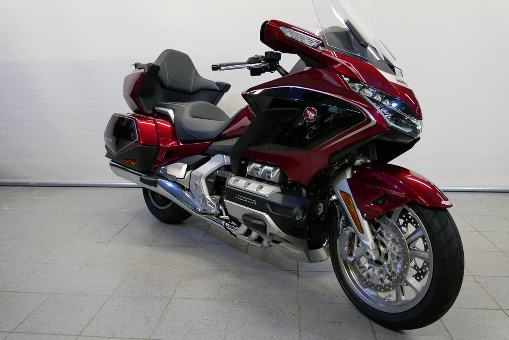 HONDA GL 1800 TOURING DELUXE DCT