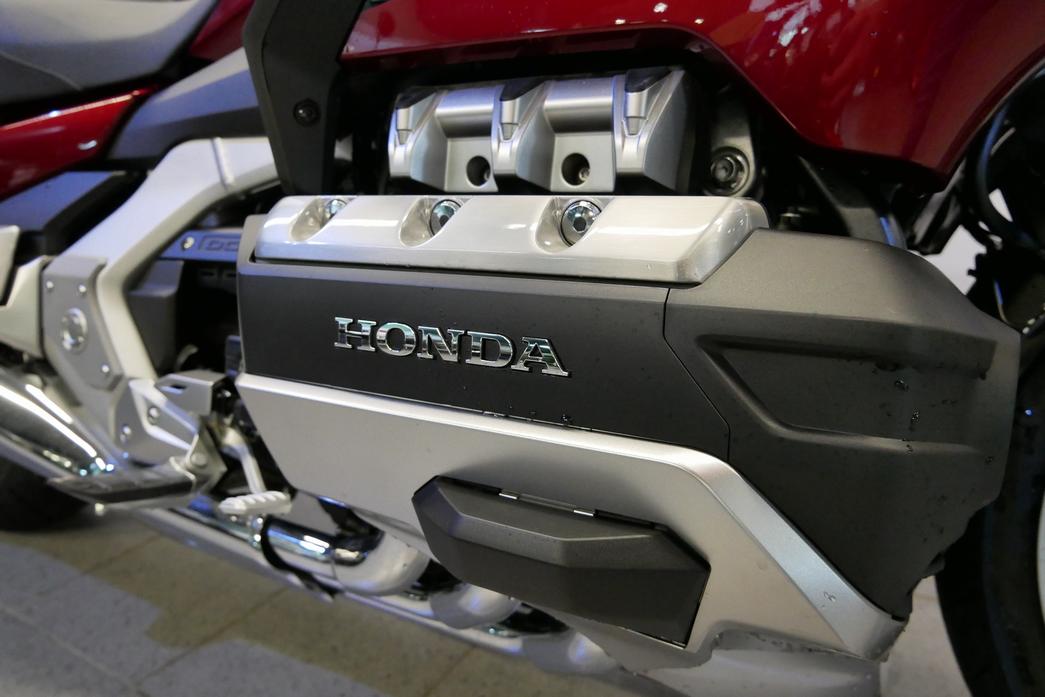 HONDA GL 1800 TOURING DELUXE DCT