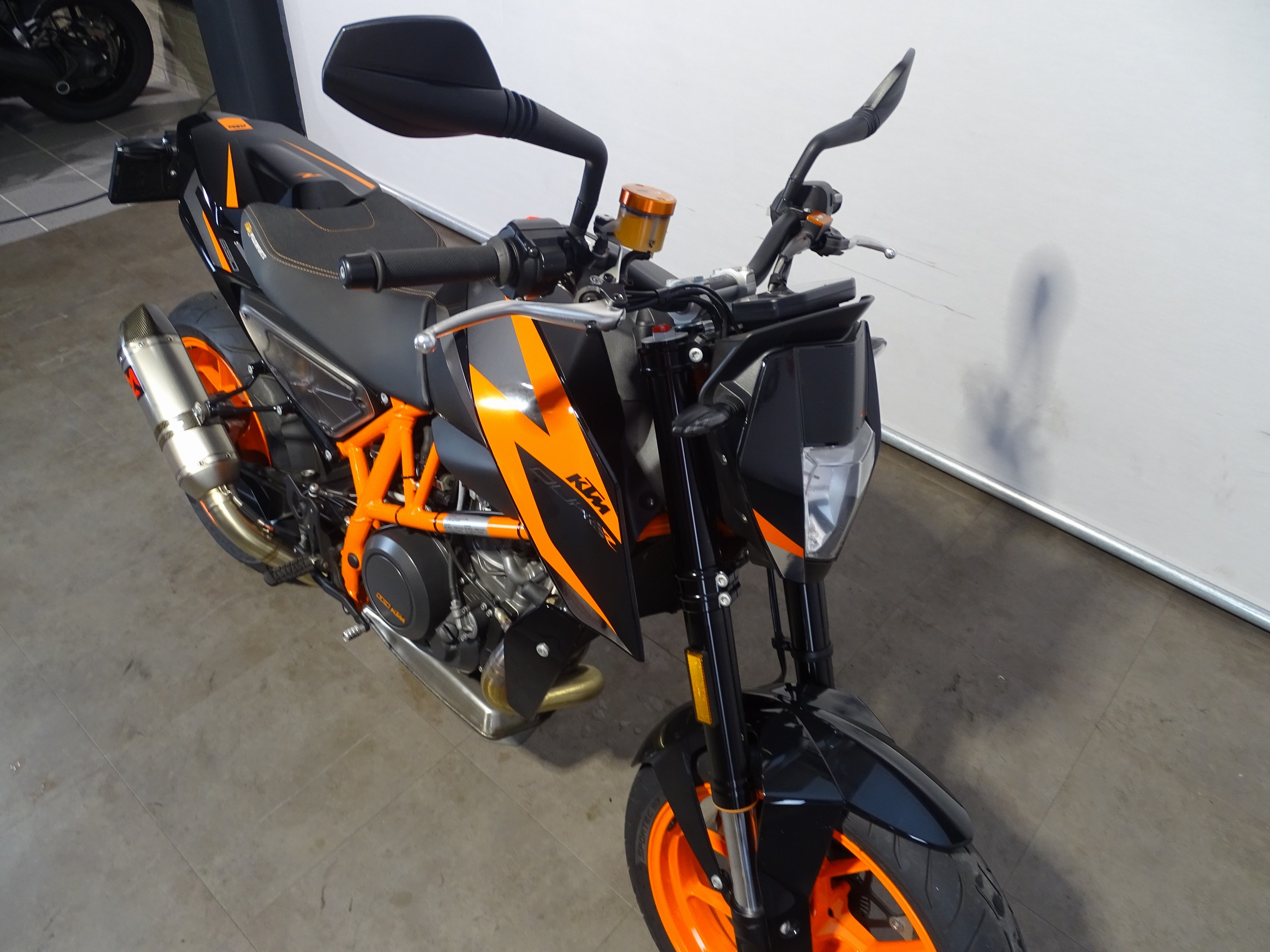 KTM 690 DUKE R ABS