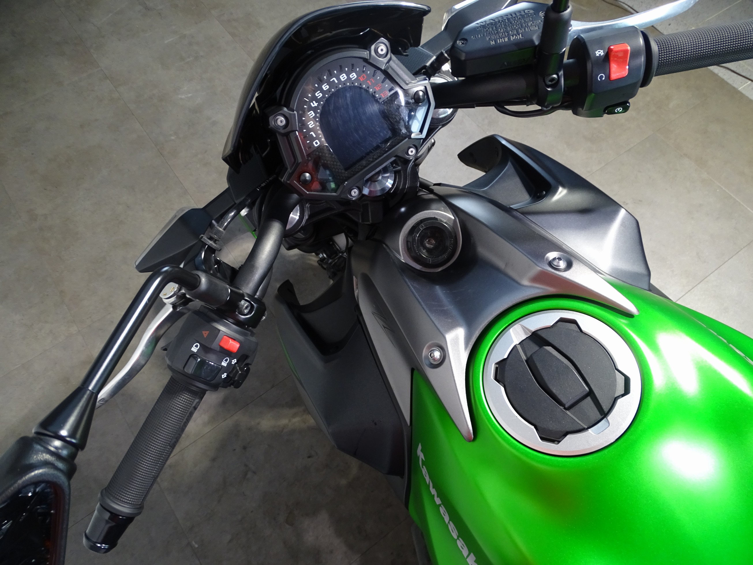 KAWASAKI Z 650