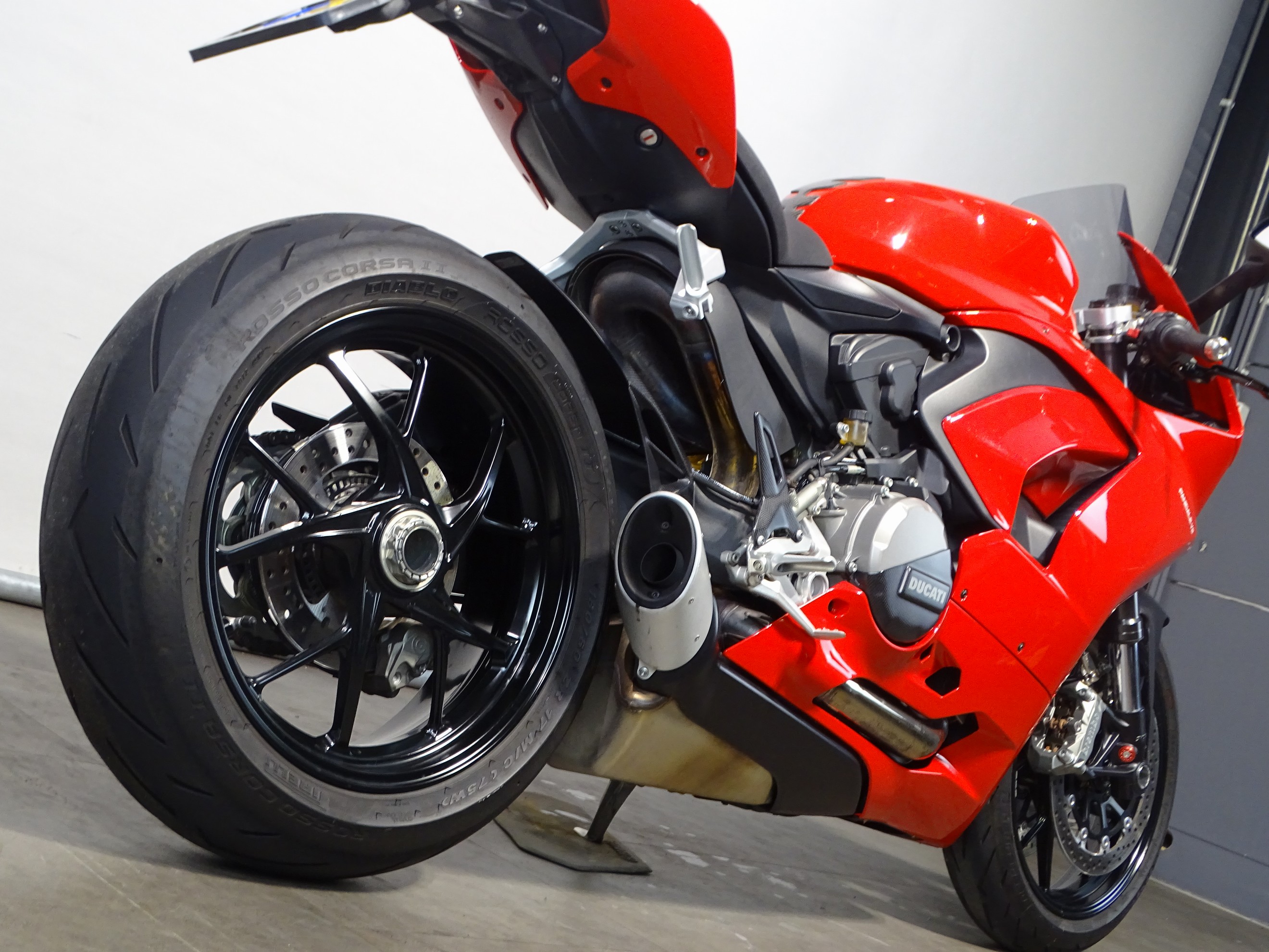 DUCATI PANIGALE V2