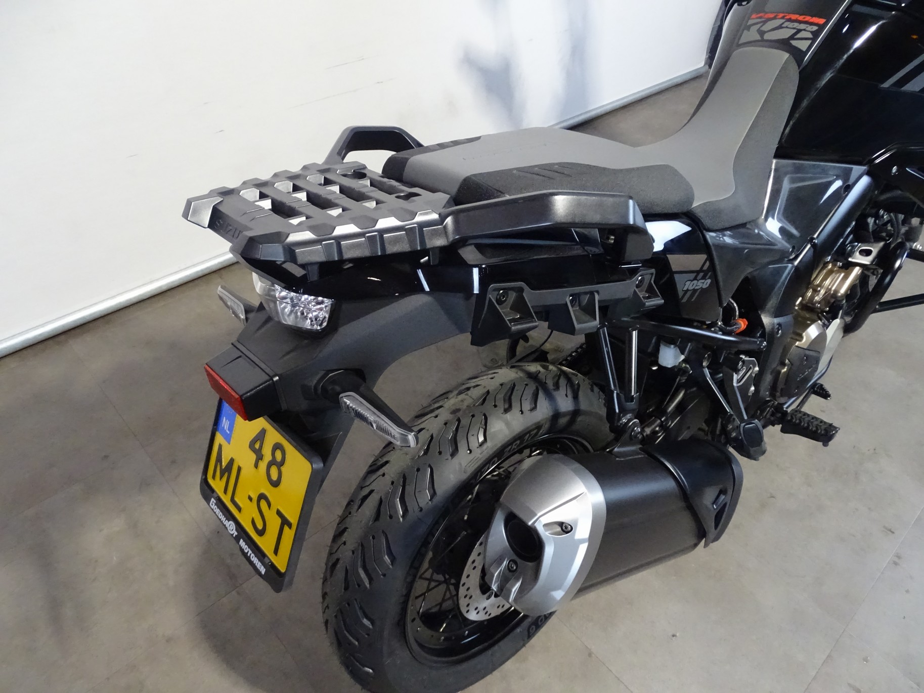 SUZUKI DL 1050 XT