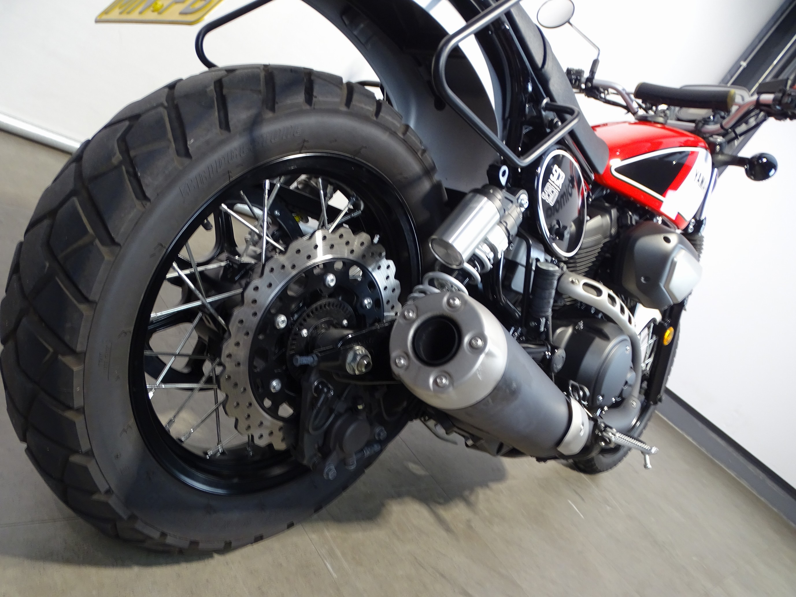YAMAHA SCR 950